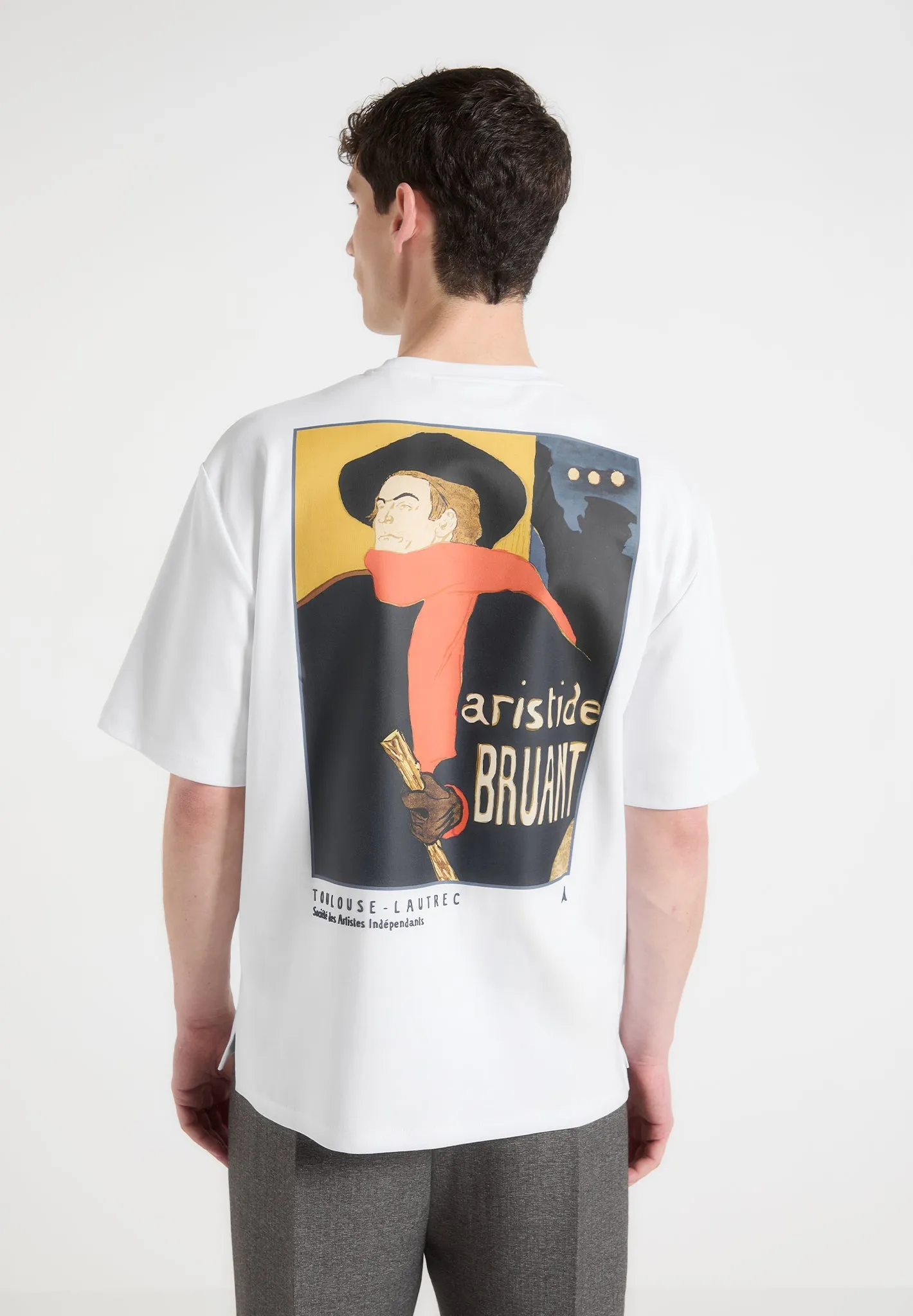 Art Nouveau - T-Shirt - White Fitted Shape Soft Texture