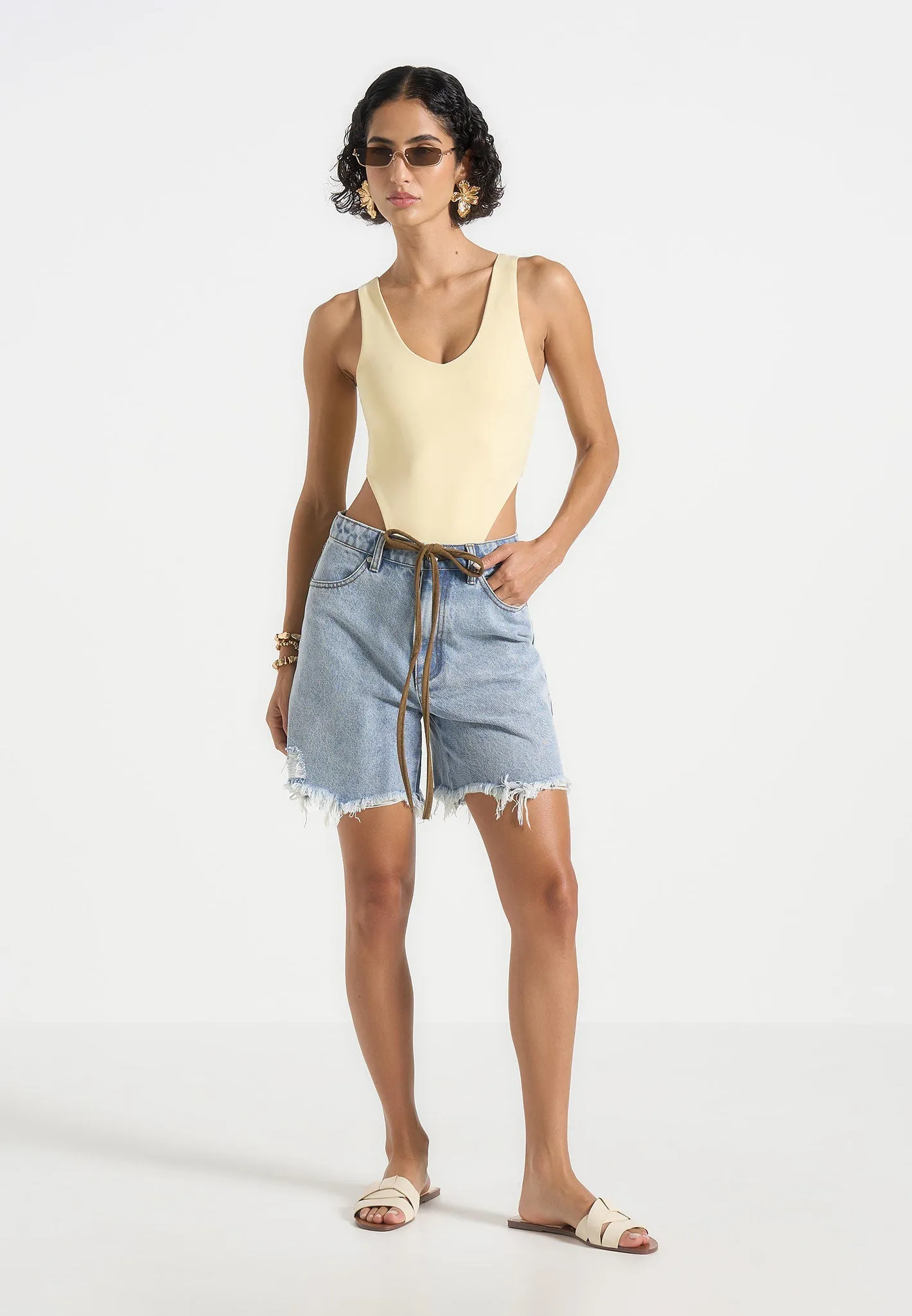 Street Comfort Noa - V-Neck Bodysuit - Pale Yellow