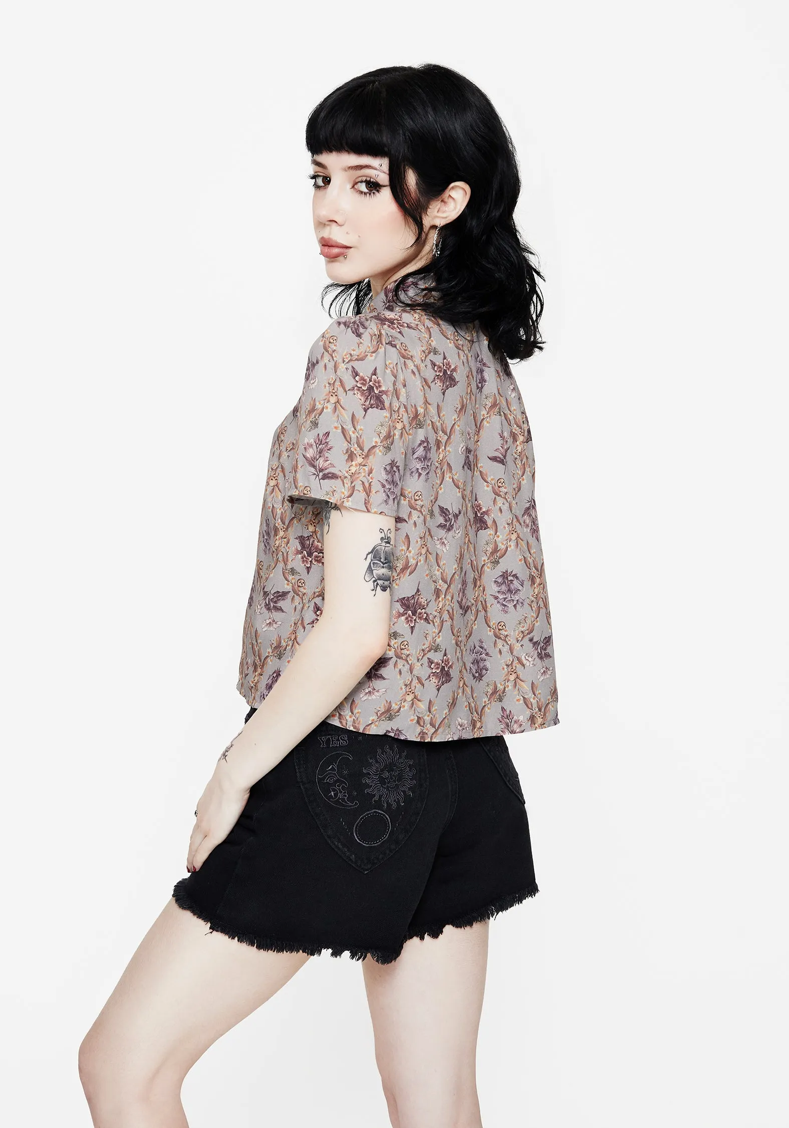 AllDay Comfort Tech Blossom Floral Tile Printed Cropped Button Up Shirt