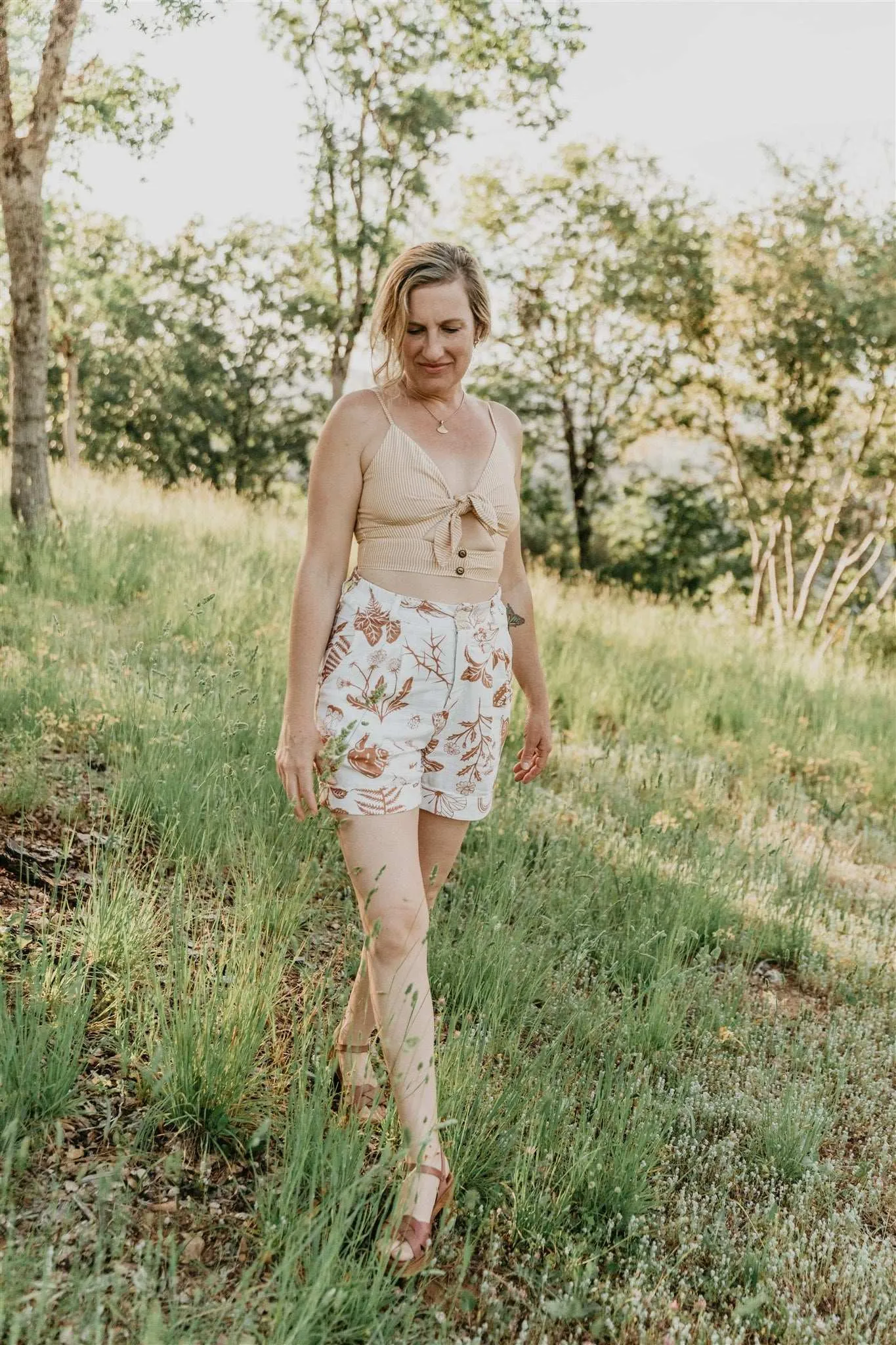 Chilly Weather Comfort Perfect Shorts in Oat Woodland Wonder