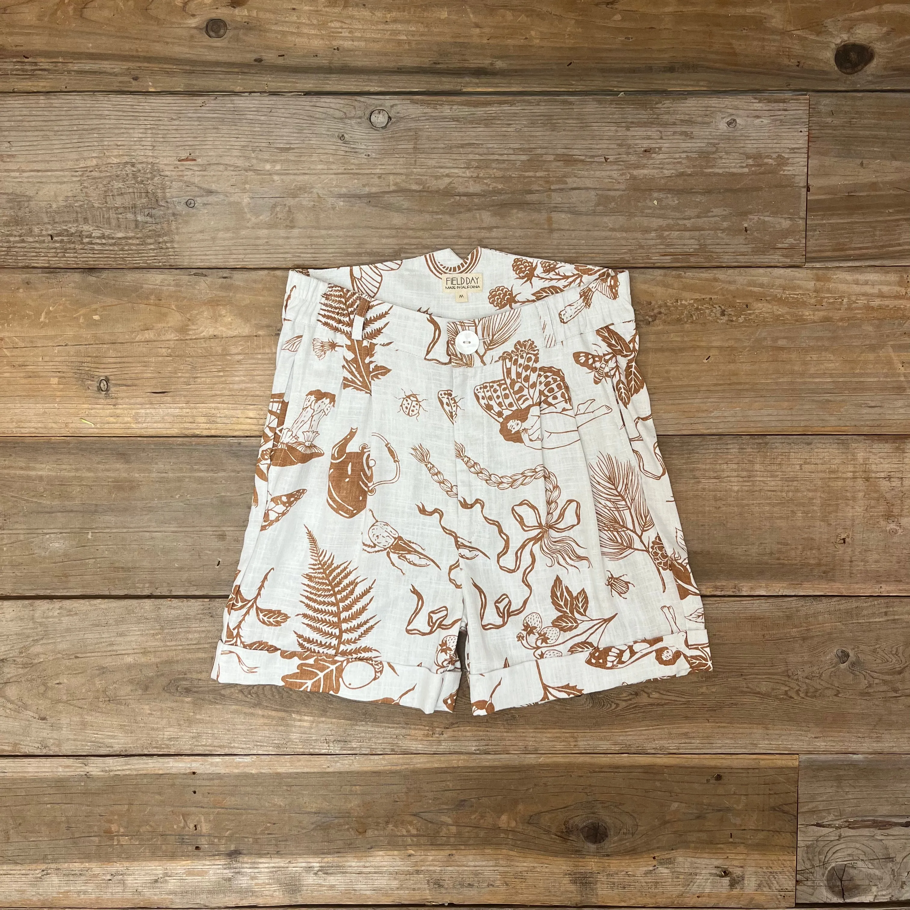 AntiSnagZippers Perfect Shorts in Oat Woodland Wonder