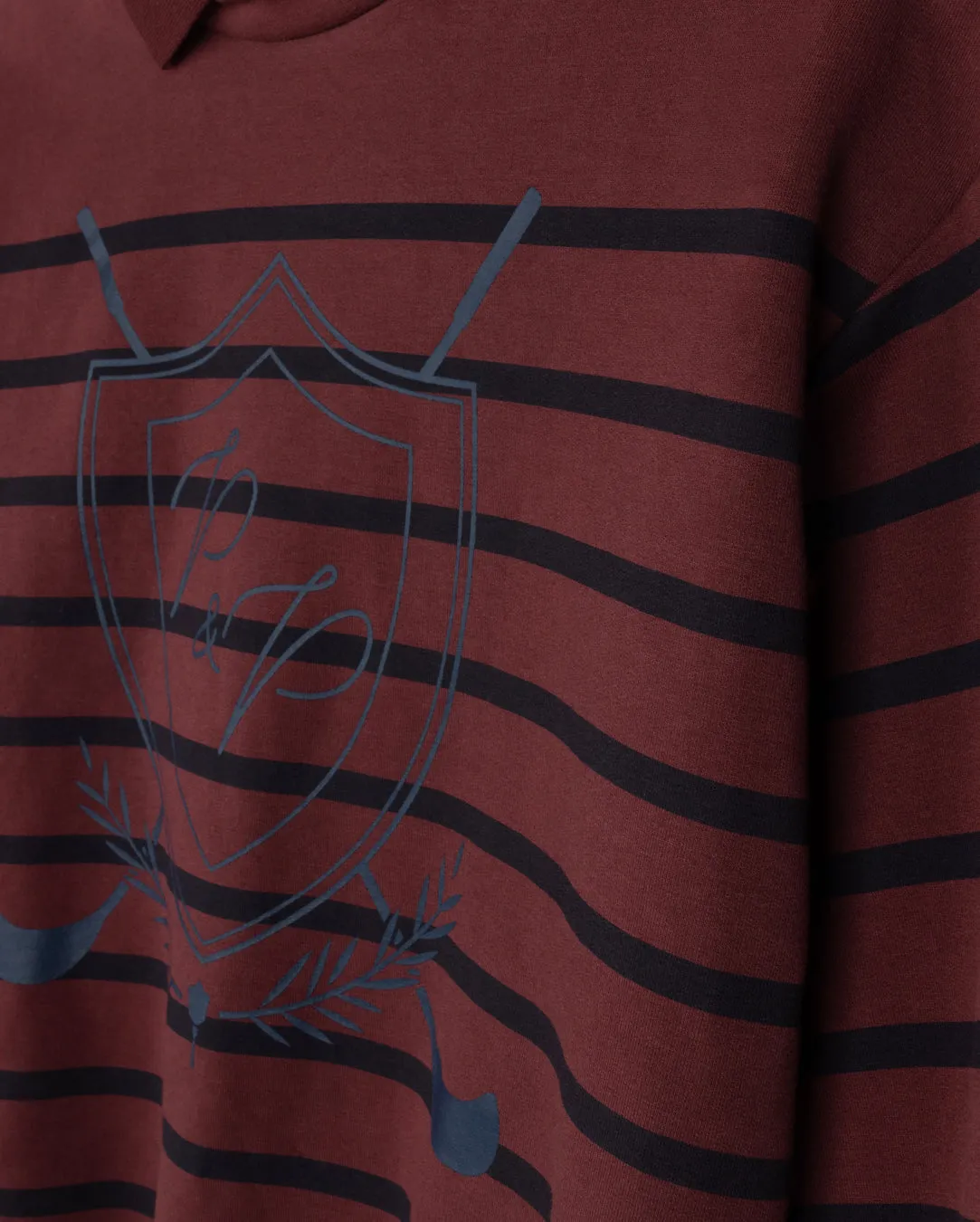 Tema Embroidered Emblem Sweater Ergonomic Sleeve Shape