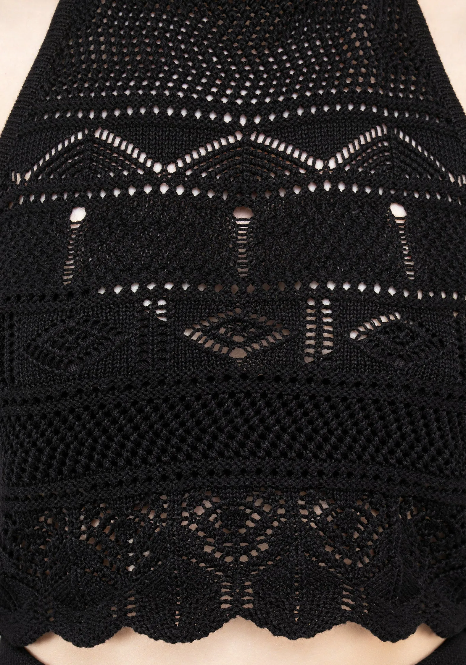 Chic Warmth Polished Edge Hooked Pointelle Halter Crop Top