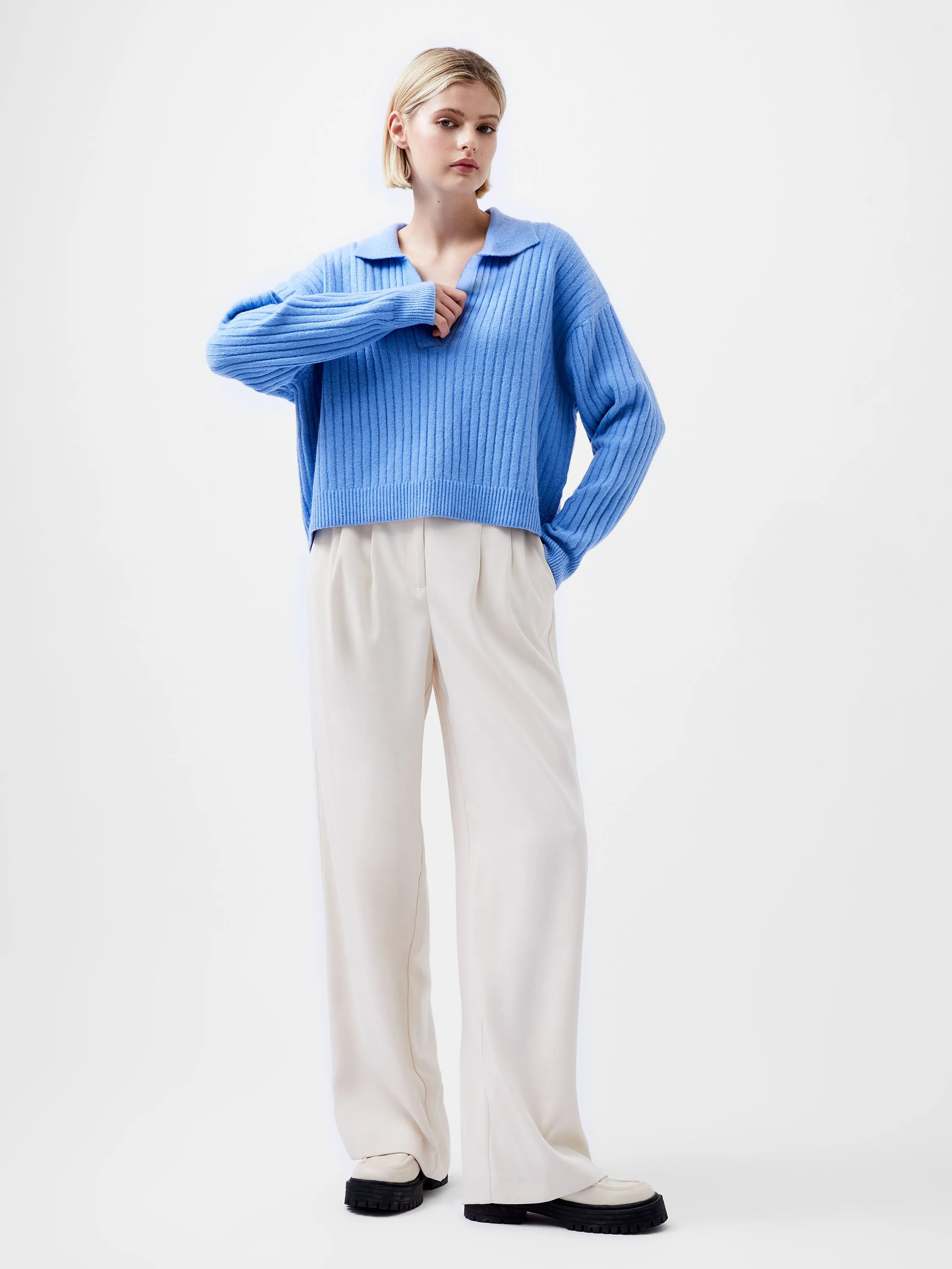 Vhari Collar Long Sleeve Sweater Polished Feel Classic Style