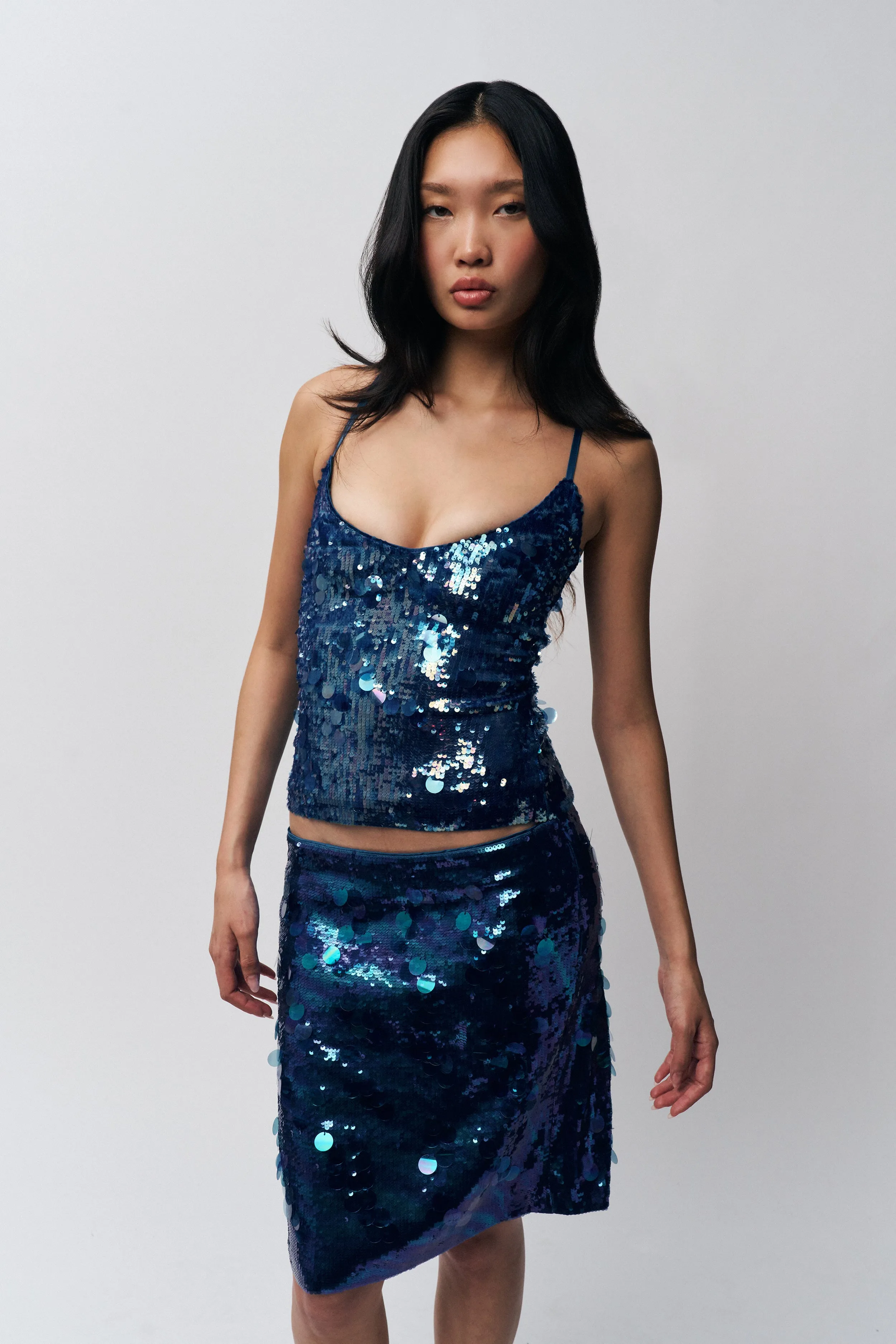 Non Constricting Waistband Thermal Regulating Paillette Cami Top