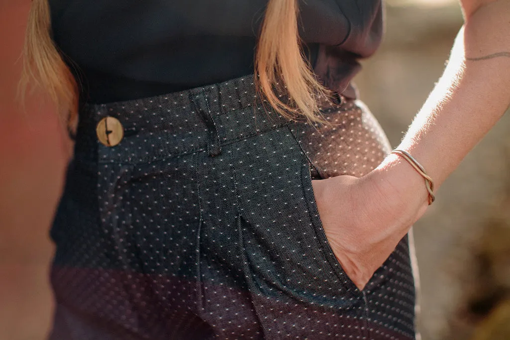 Flexible Gusset Design Perfect Pant 2.0 in Polka Dot Denim