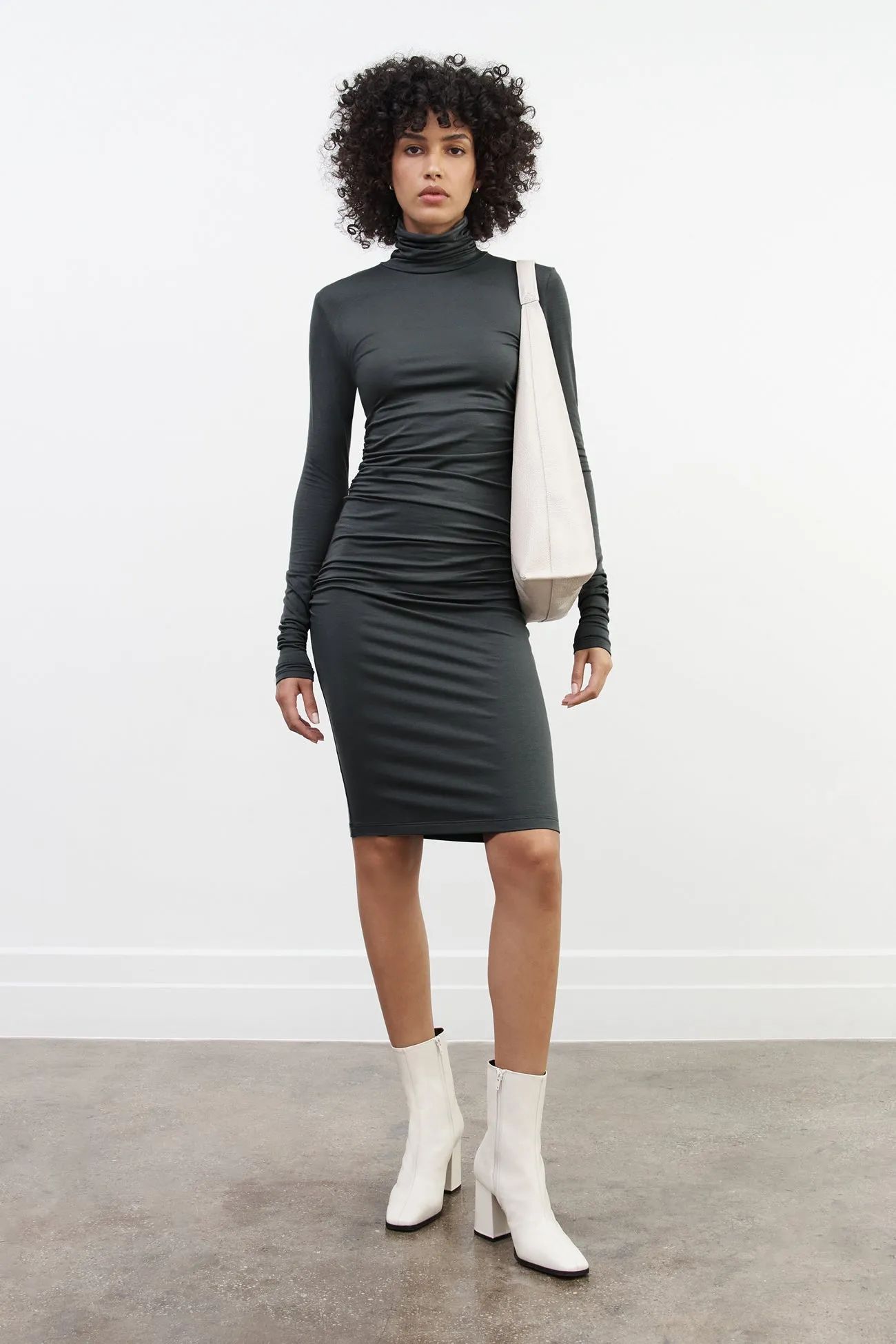 Zip-Closure Soft Fit Wear Phoebe Dress