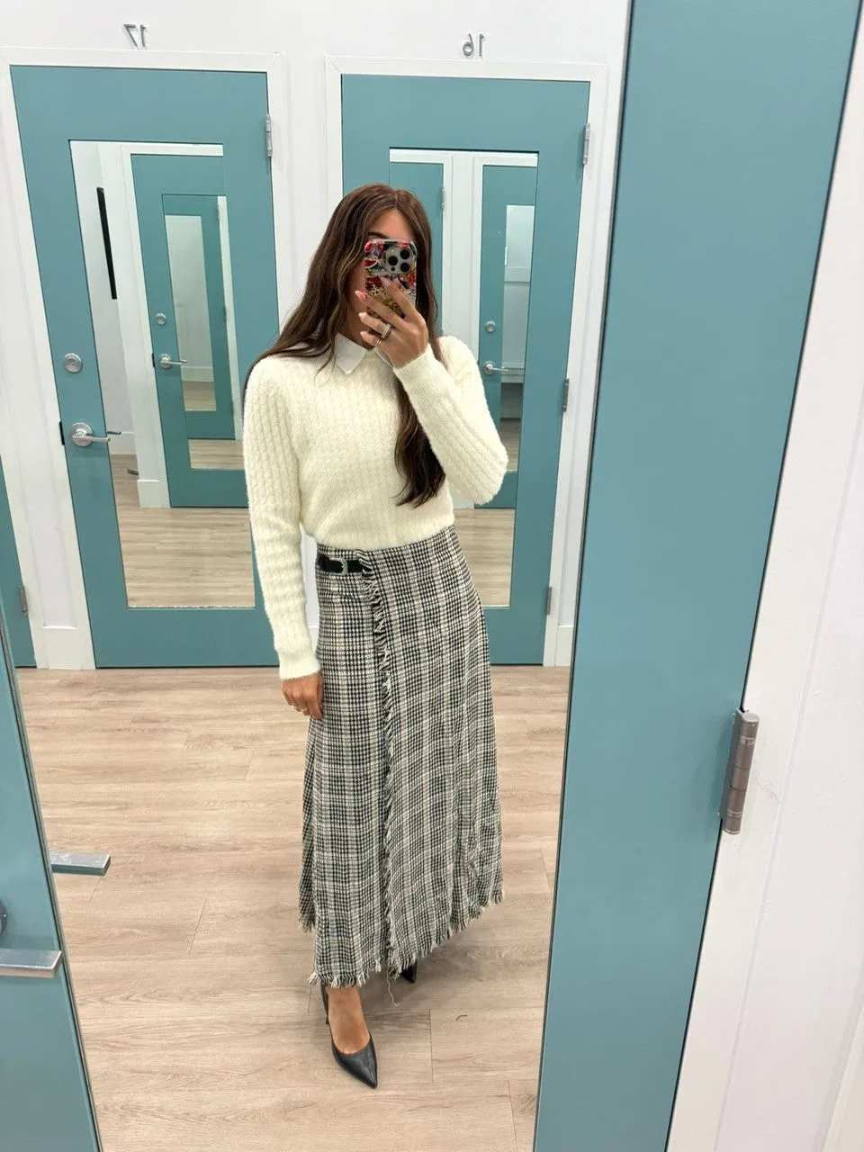 Bestseller Item Subtle Details Plaid Side Belt Back Pleat Skirt