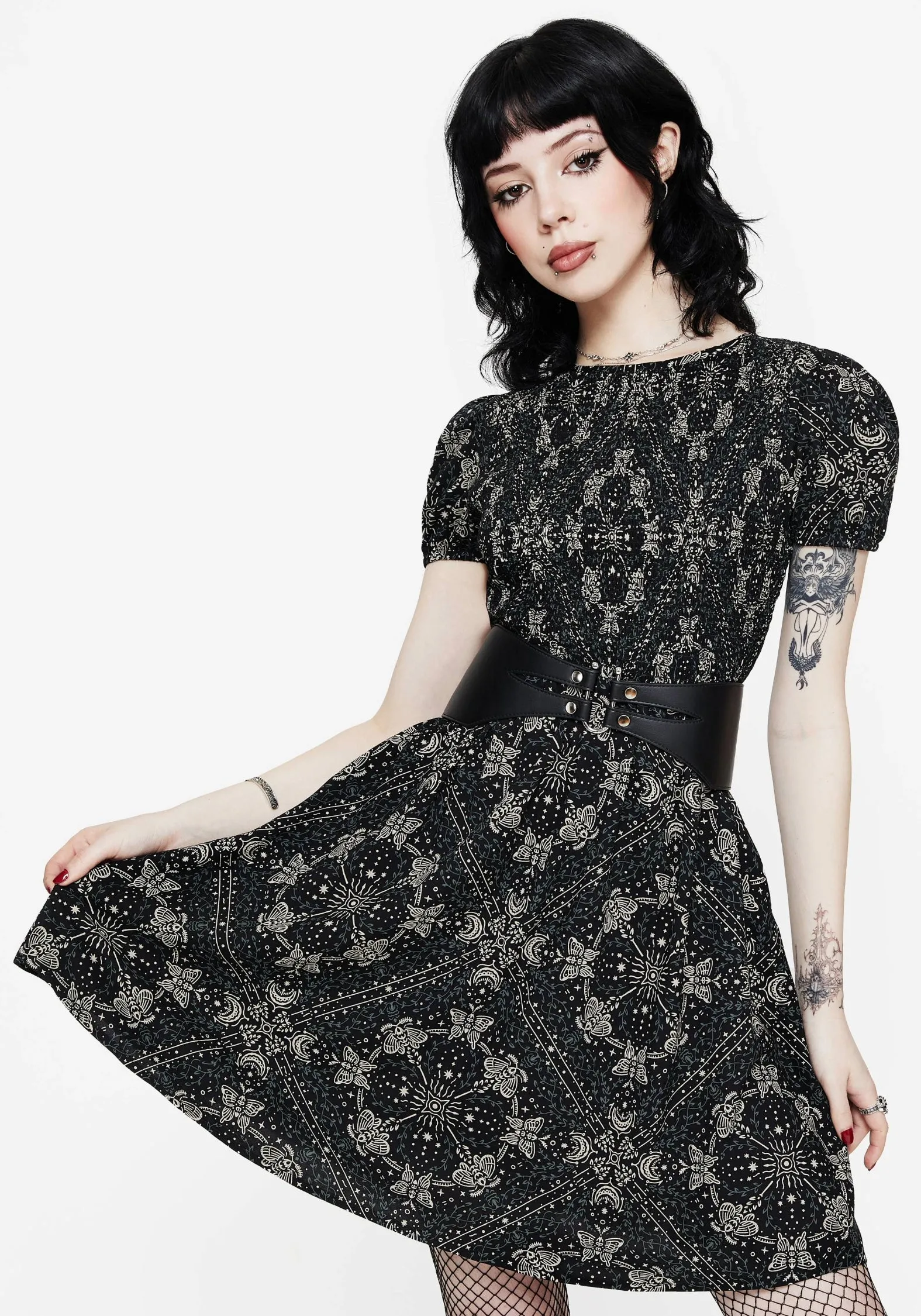 Adaptive Sizing System Day Out Poem Moth Print Puff Sleeve Mini Dress