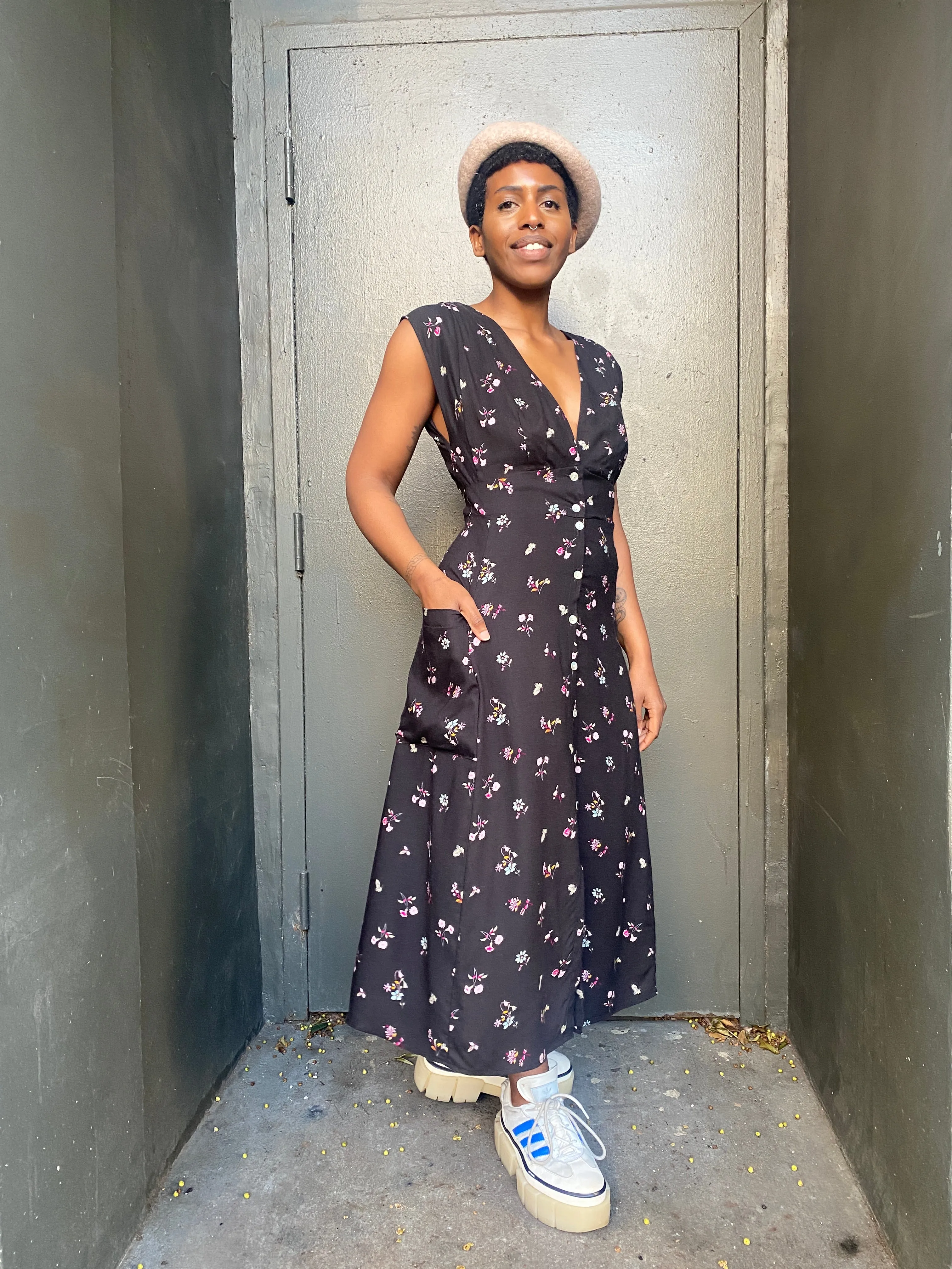 Urban Light High-Fashion Penelope Dress in Dark Floral