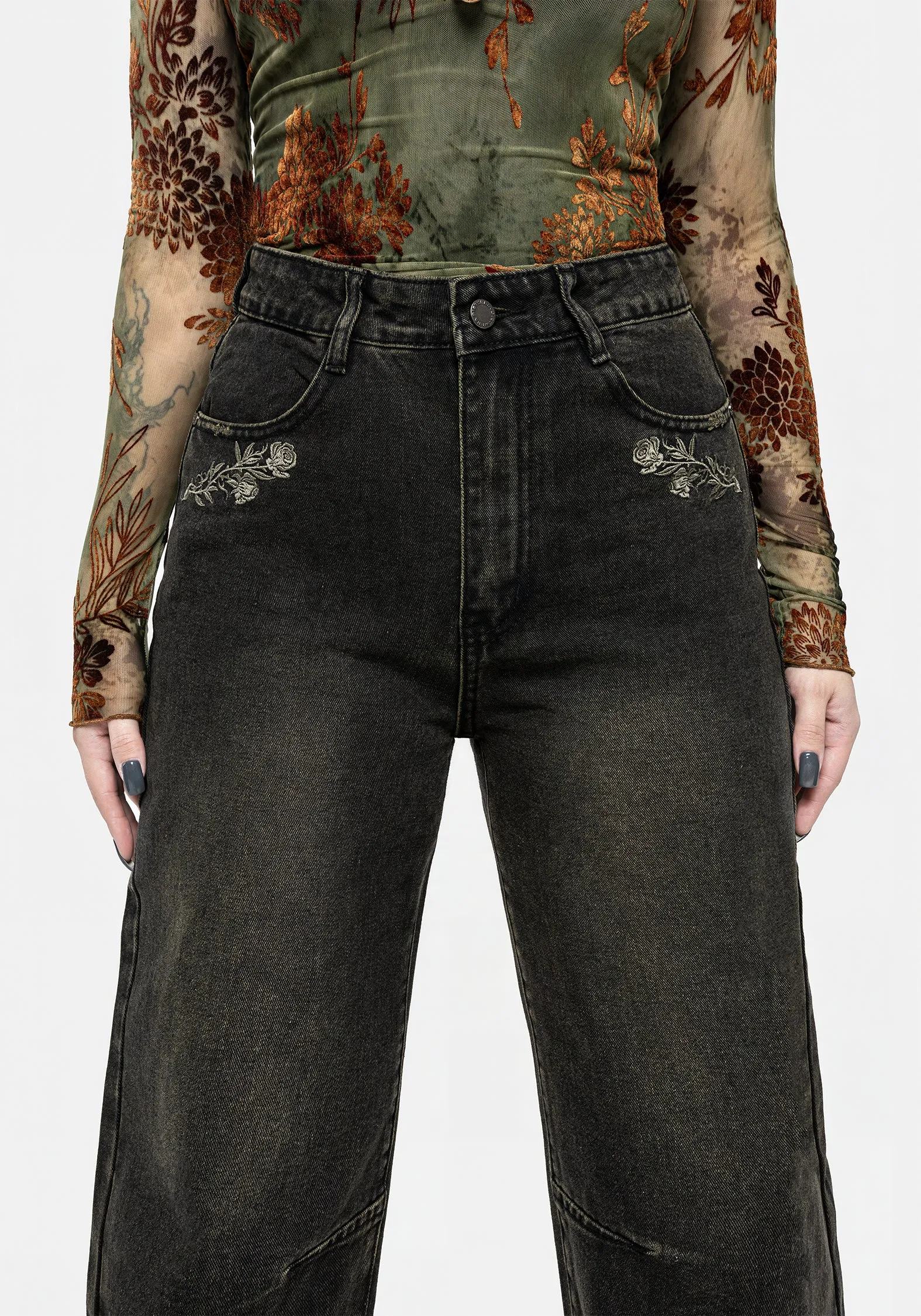 Flat Lock Seams Veltha Floral Embroidered Denim Barrel Leg Jeans