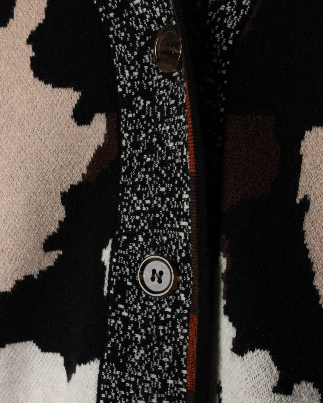 Essential Wardrobe Versatile Style Printed Knit Cardigan