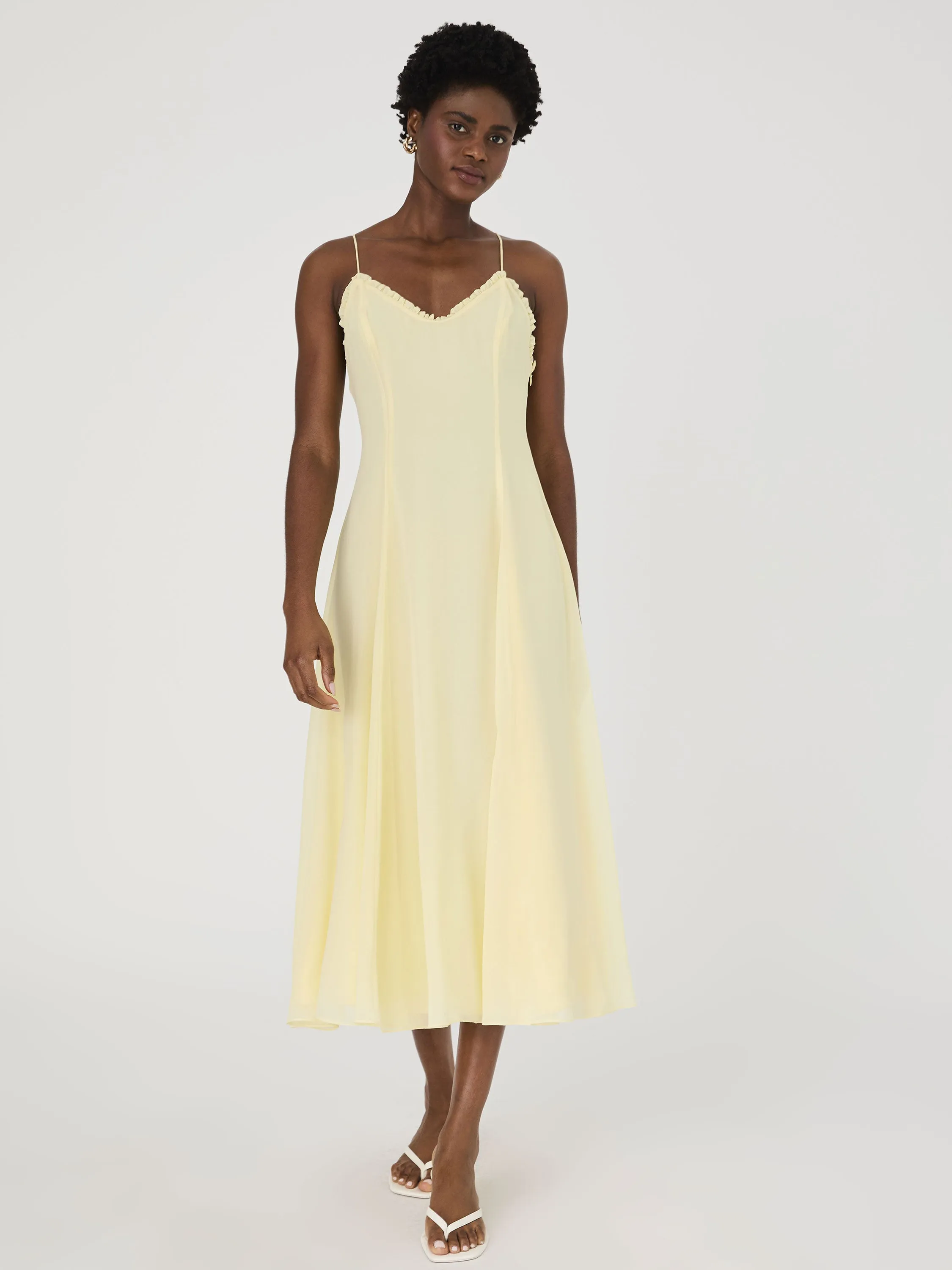 Relax Feel Raya Chiffon Ruffle Neck Midi Dress