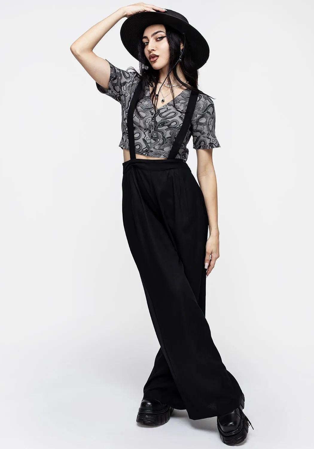 Ophidia Snakes Print Button Down Crop Top - Grey AntiPill Surface