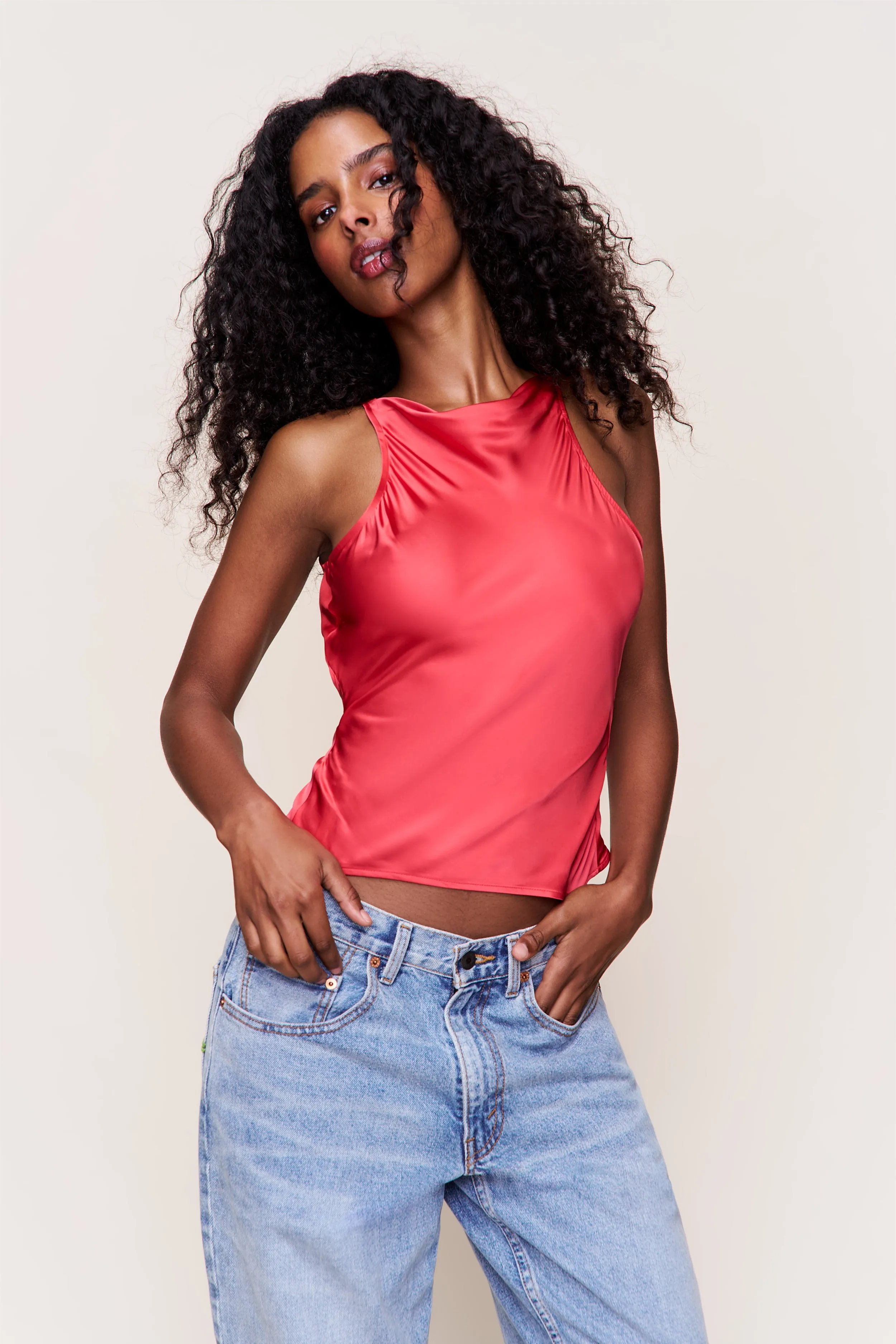 High Durability Fabric Regine Cowl Neck Top