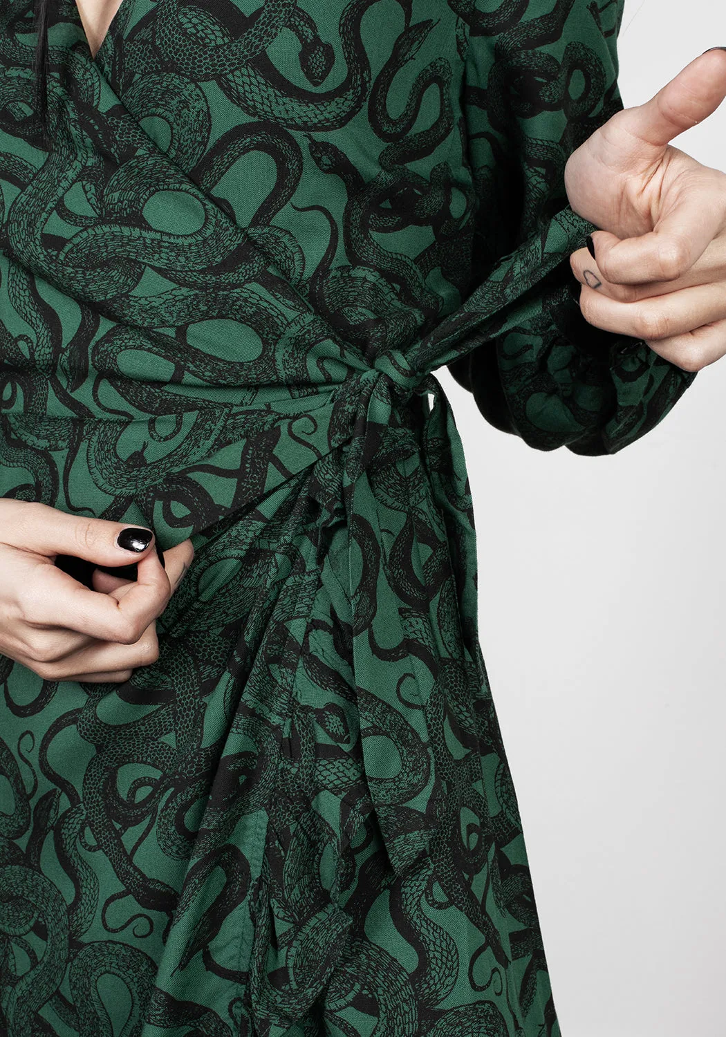 Ophidia Wrap Maxi Dress Slim-fit Subtle Glam