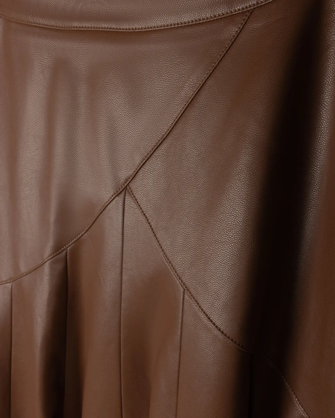 Rounded Cross Over Seam Leather Skirt Resort Vacation Business Meeting