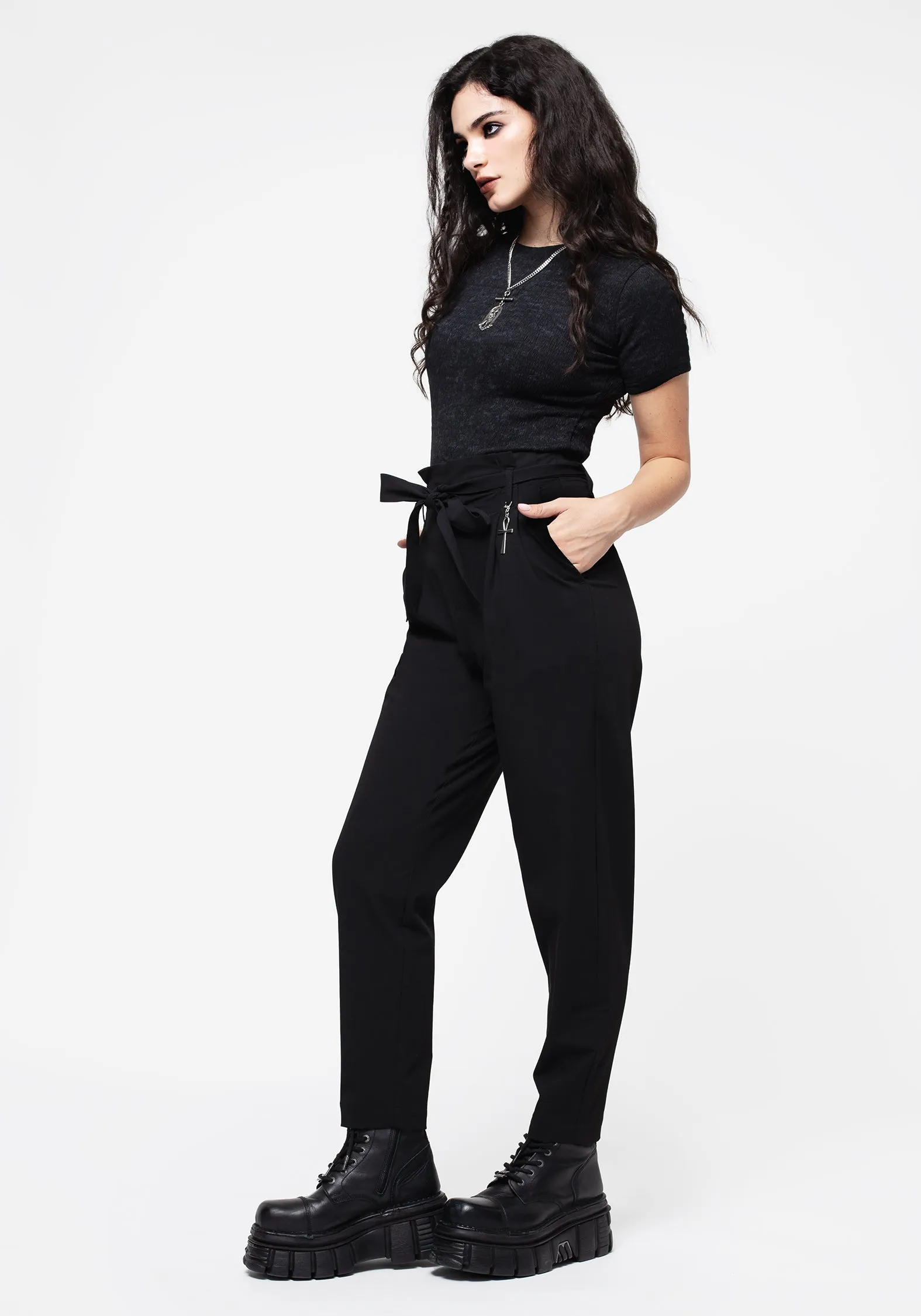 Dinza Tie Waist Tapered Trousers Hygienic Inner Layer