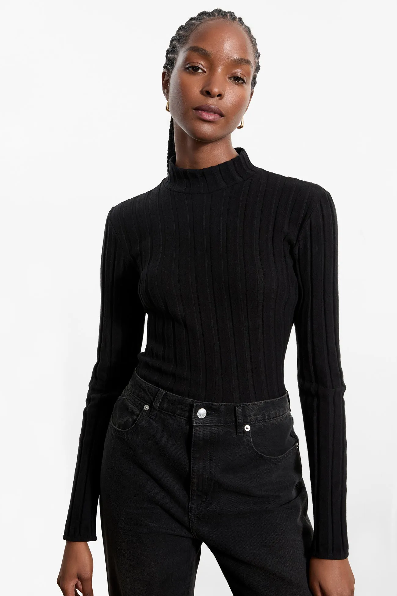 Ribbed Trim Details AbrasionResistantEdging Samia Top