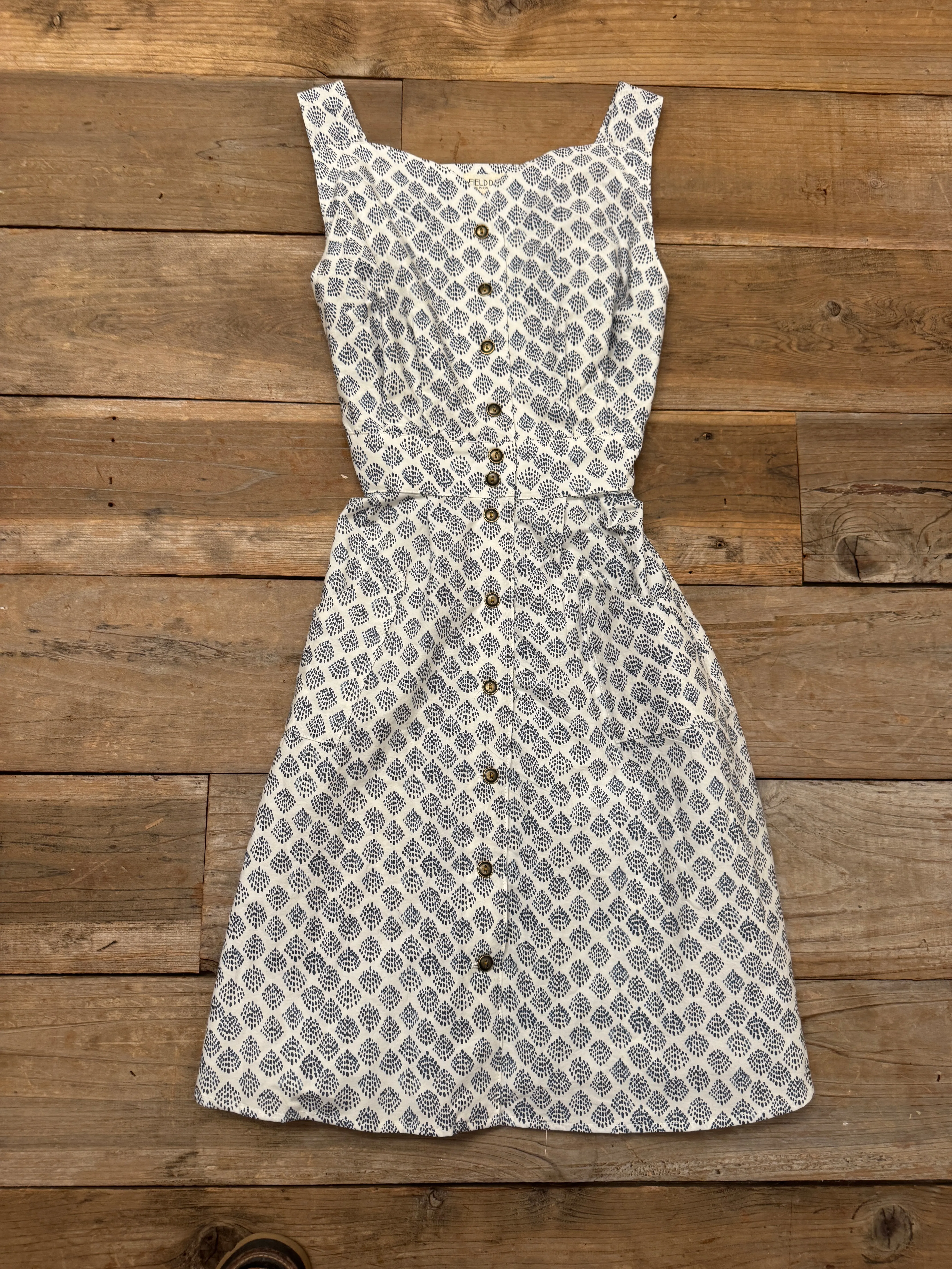 Sheet Dress in One of a Kind in Large Perfect Style