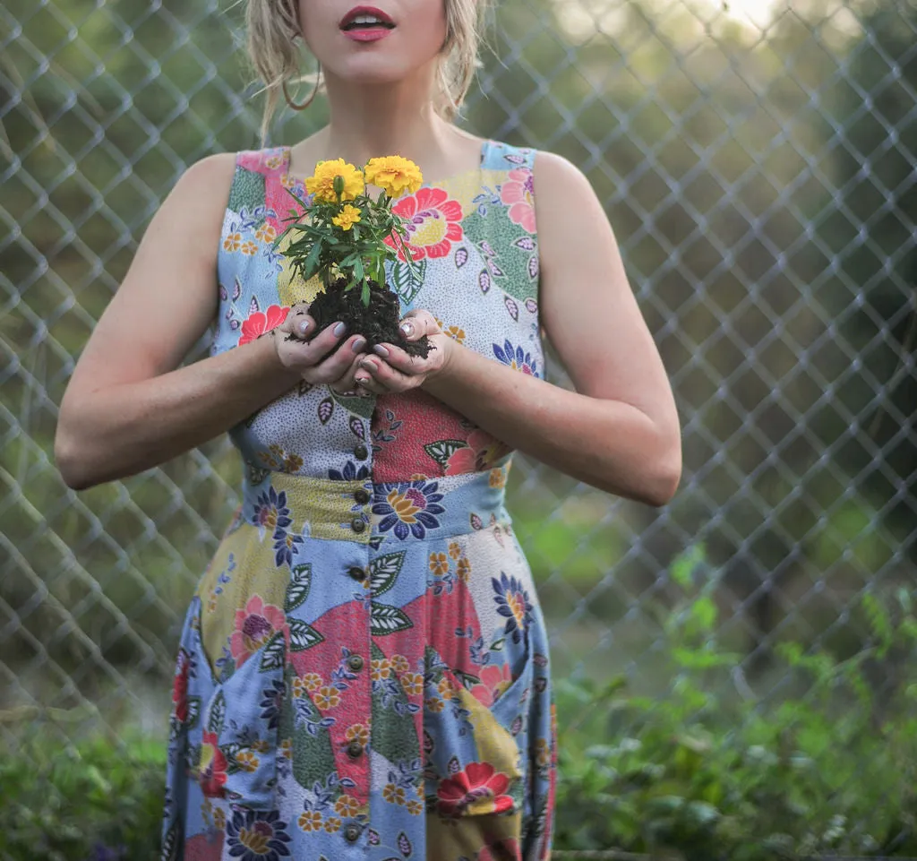 Convertible-Style Chic and Elegant Sheet Dress in Patchwork Party Challis