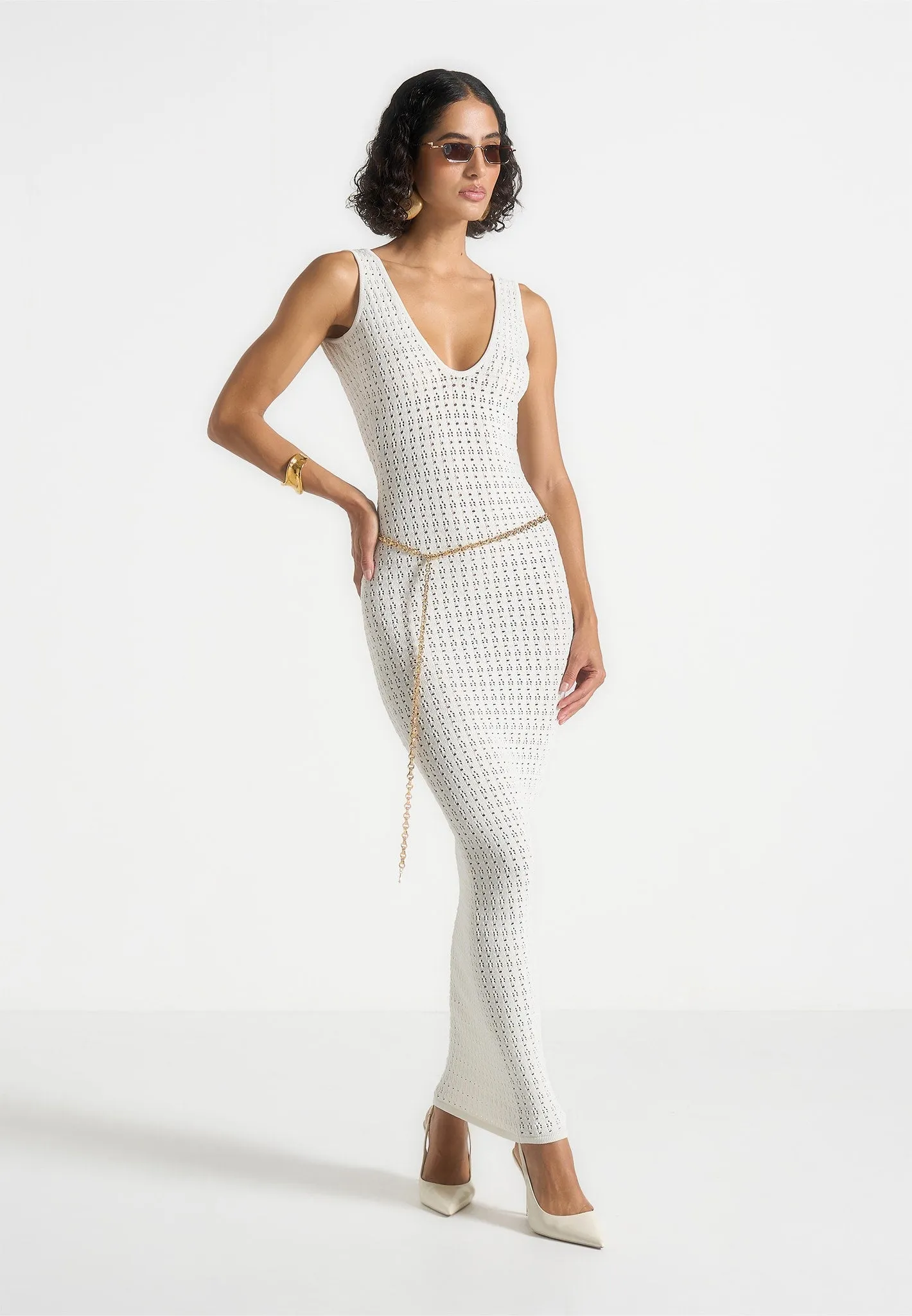 Texture Play Office Classic Myriam - Pointelle Plunge Midaxi Dress With Chain - Cream