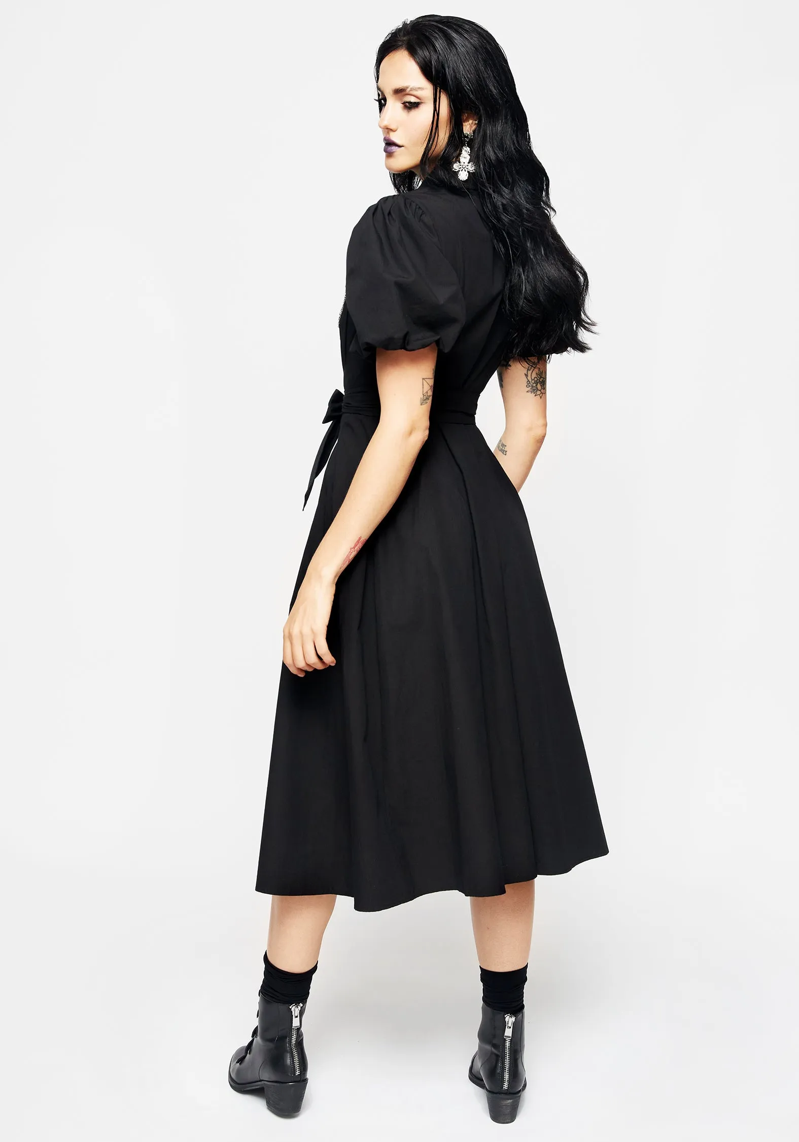 Comfortable and Soft Skeleton Collar Midi Shirt Dress