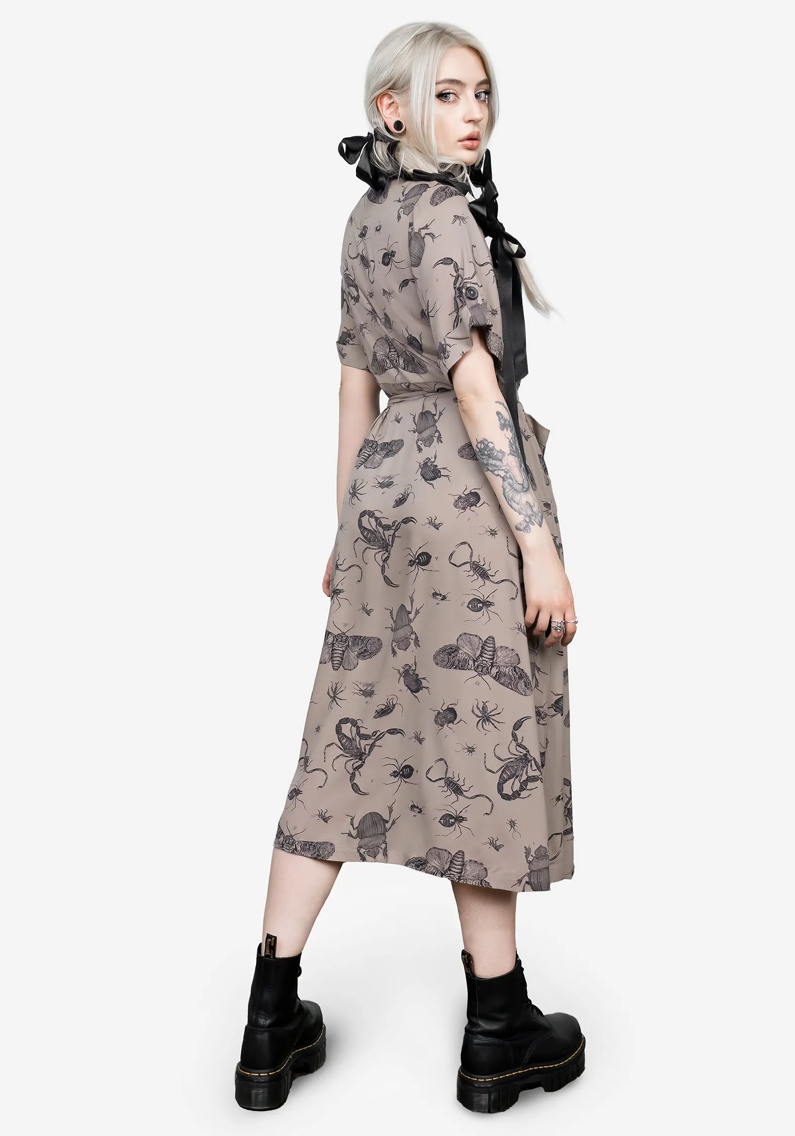 Parasite Bugs Print Midi Short Sleeve Shirt Dress - Taupe Knit Cool
