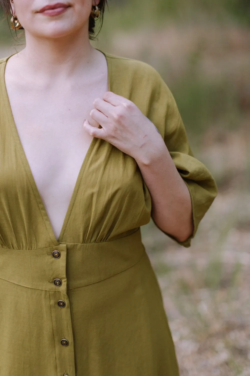 Comfortable fit dress for all body types Finley Dress in Pea Soup