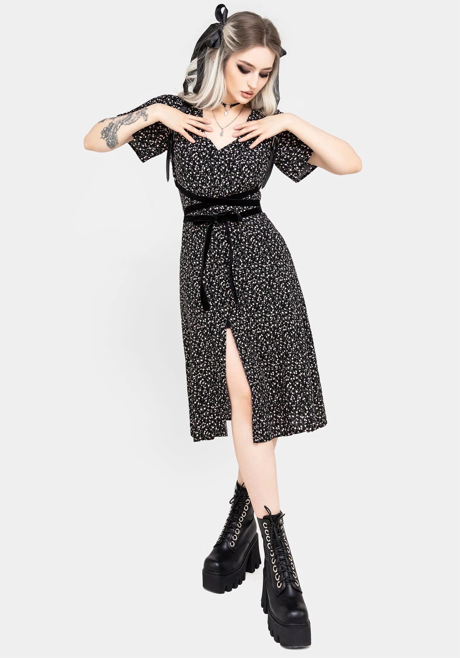 Evening Classic Comfort Fit Valley Midi Dress