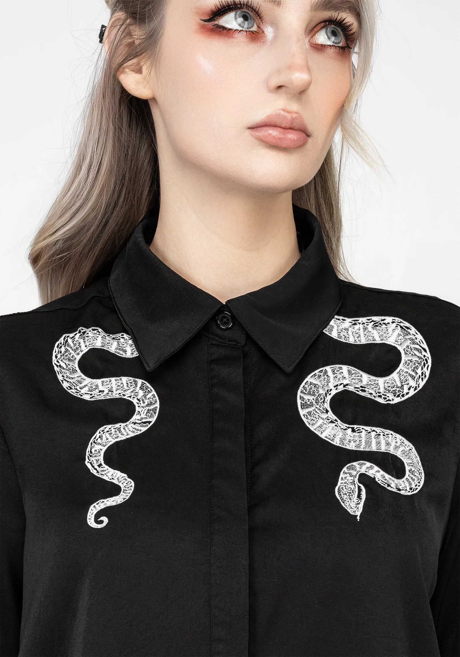 Slither Embroidered Snake Shirt Flexible Knit