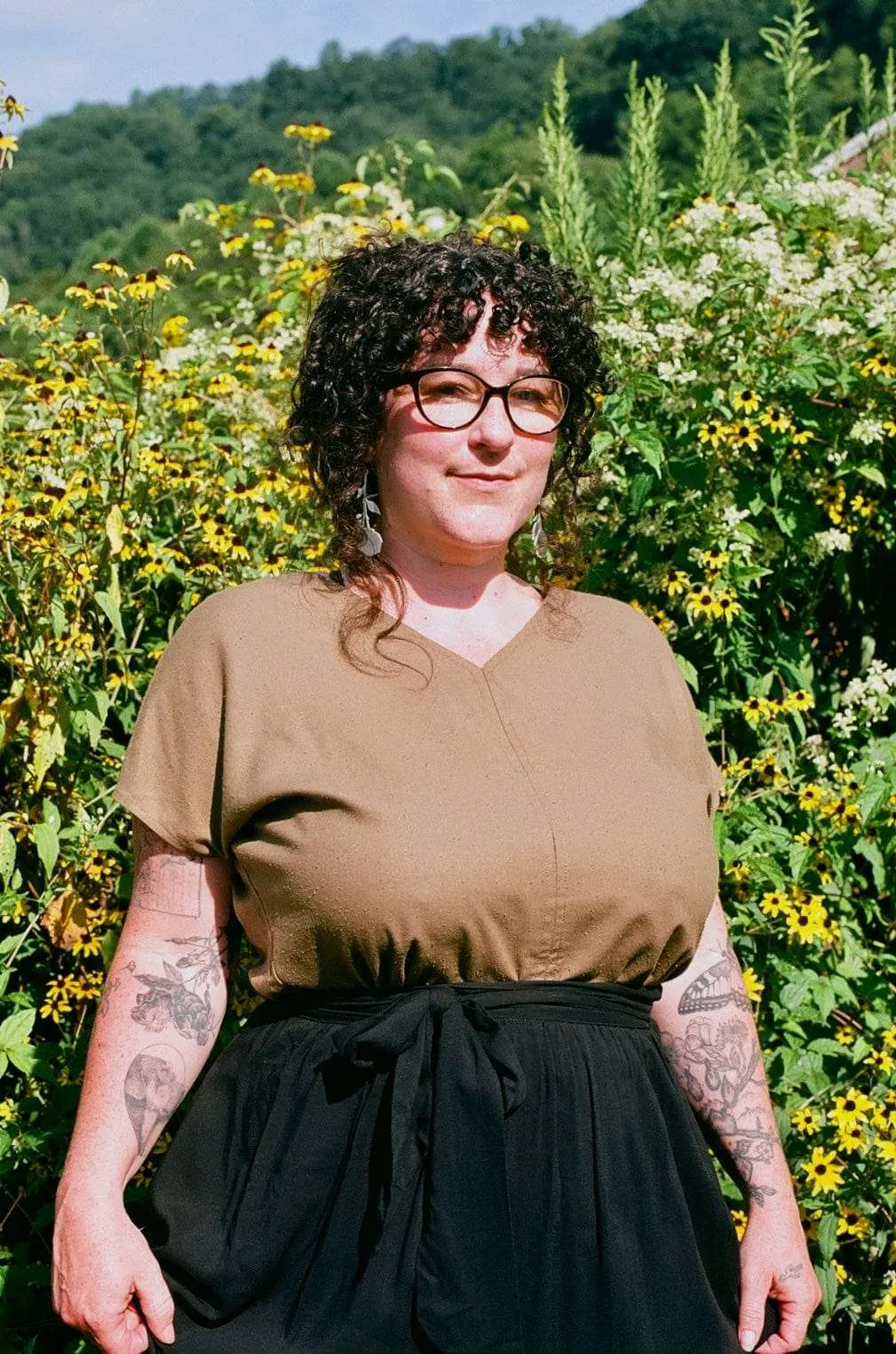 Four Way Stretch Fabric Everyday Wear Dolman Top in Olive Raw Silk