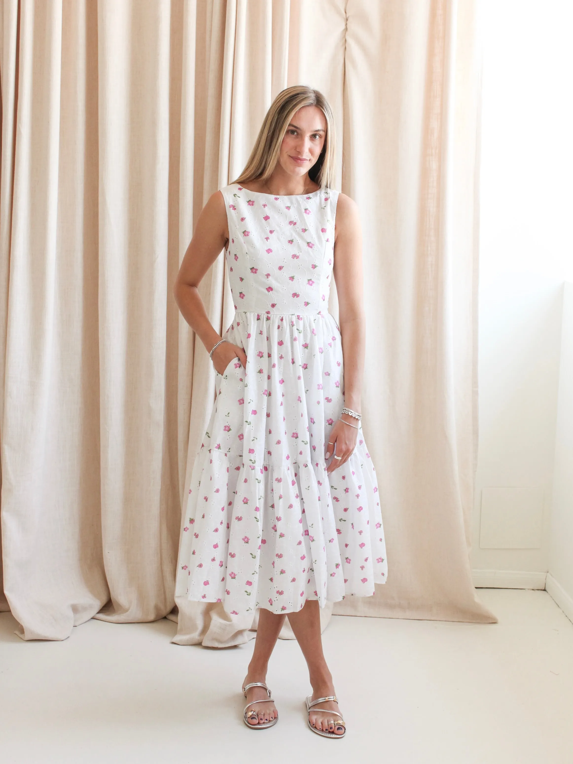 Isla Eyelet Midi Dress Soft Movement Smooth Surface