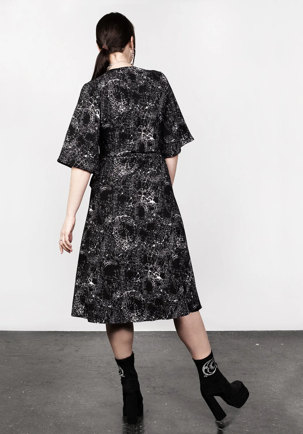 SPELLWORK MIDI WRAP DRESS Elegant brunch outfit