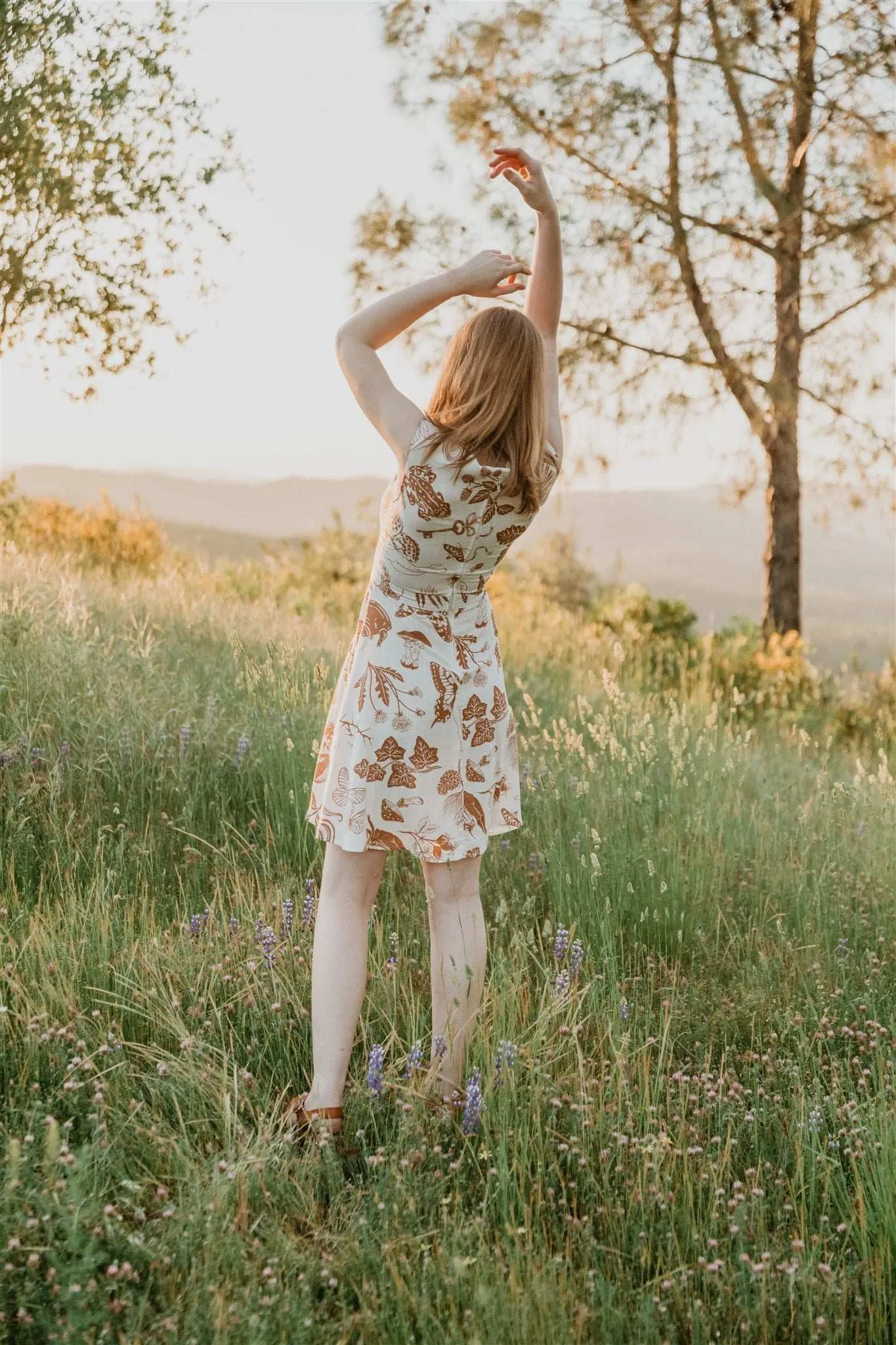 Simple Shape Spicy Xena in Oat Woodland Wonder