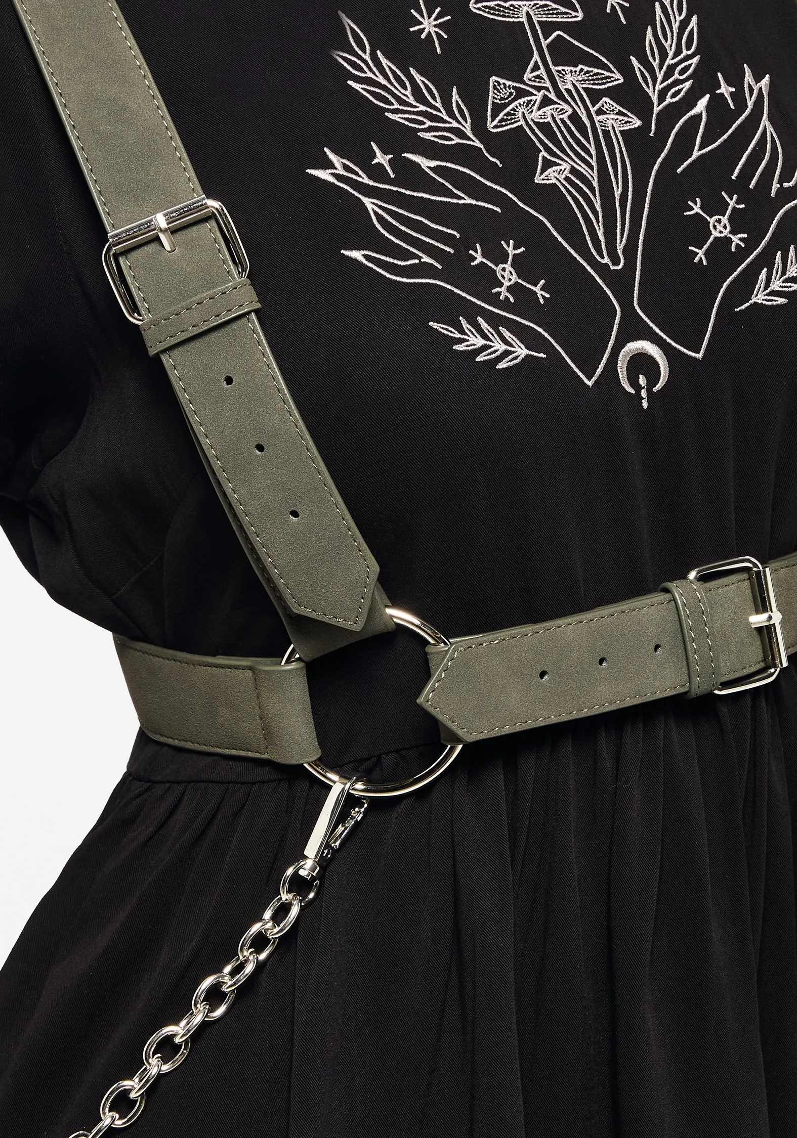 Bellona Chain Harness Fashionable Comfort Tagless Labeling