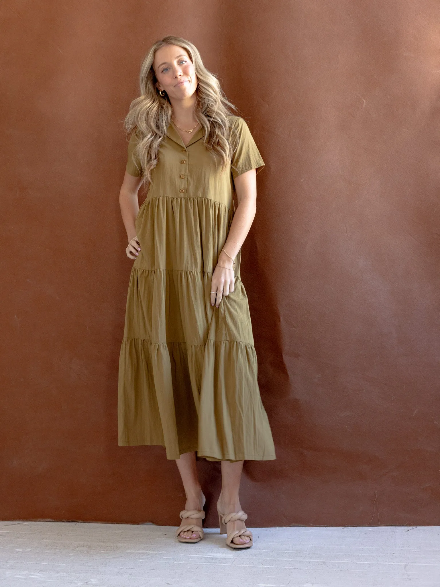 Flattering Wearable Autumn Maxi Dress
