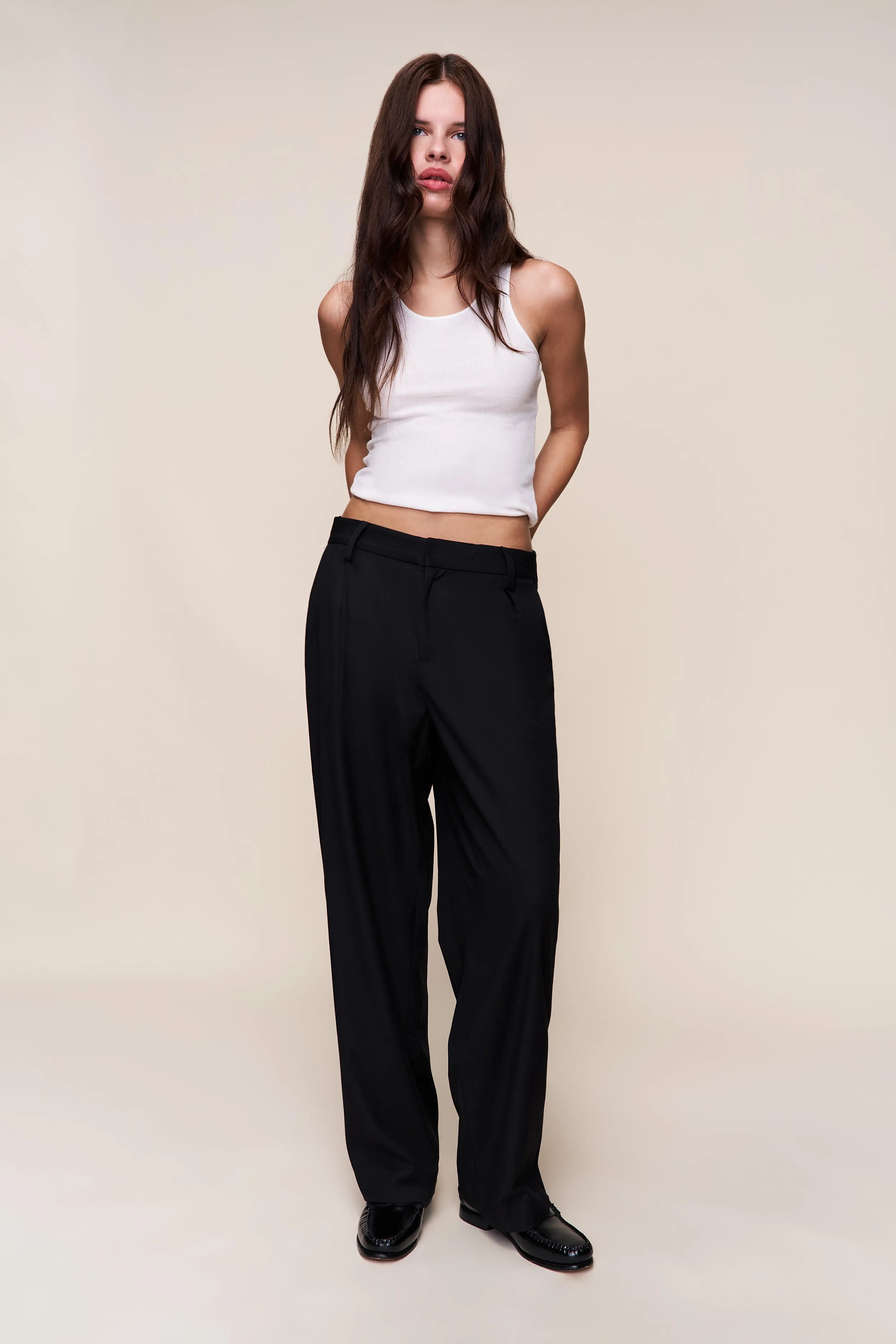 Smart Motion Leo Mid Rise Straight Pant
