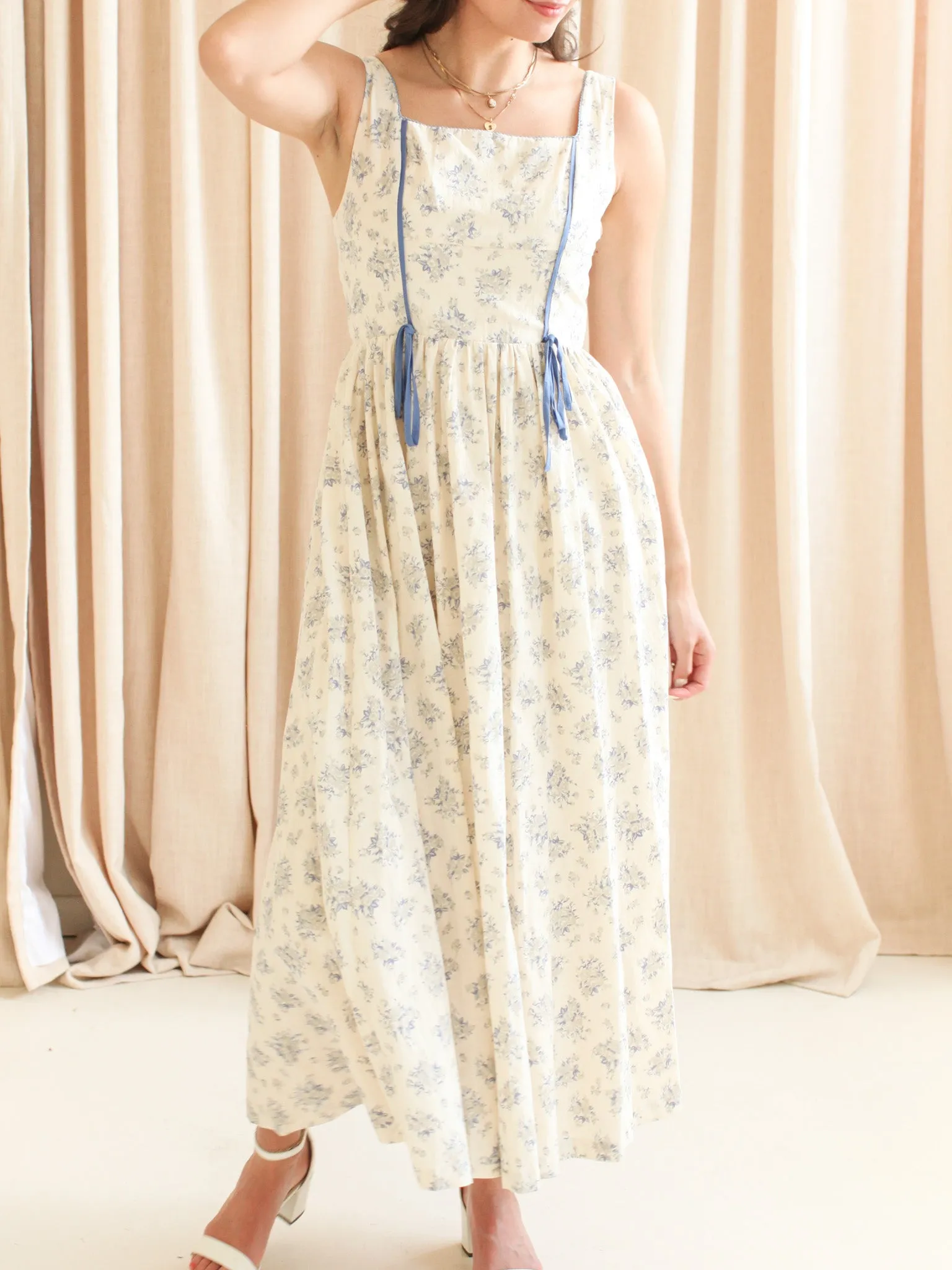 Sophisticated Comfort Refined Finish Isla Floral Tank Dress