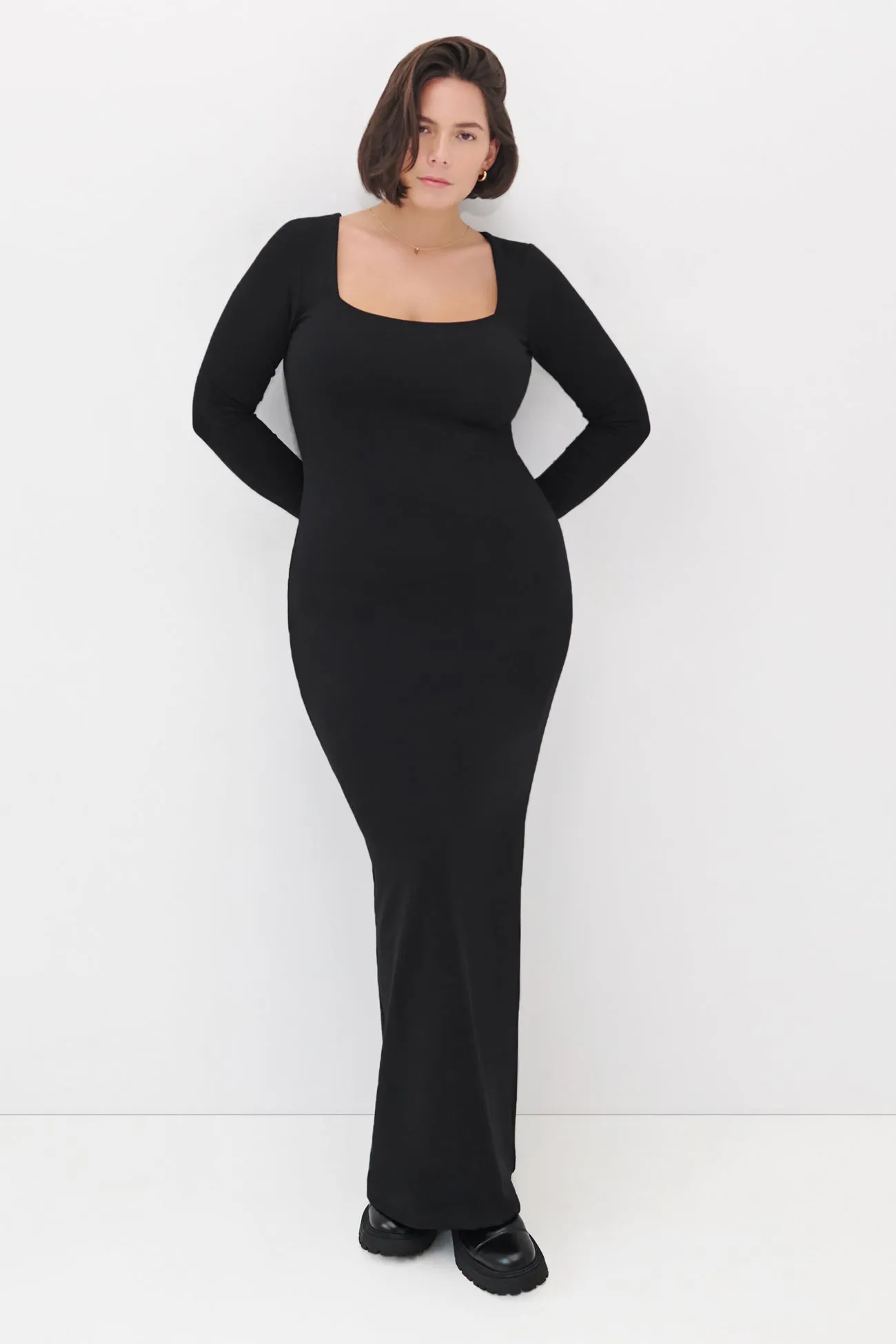 Button Chic Yvonne Dress