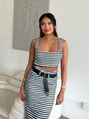 Multi Look NonRestrictive Fit Versailles Striped Top - Final Sale