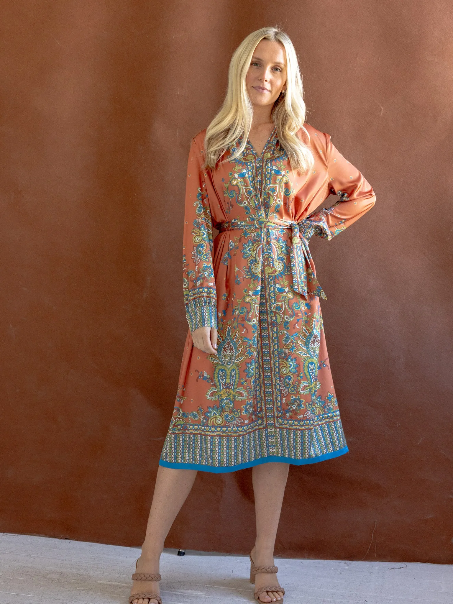 Seasonal piece Sara Paisley Dress