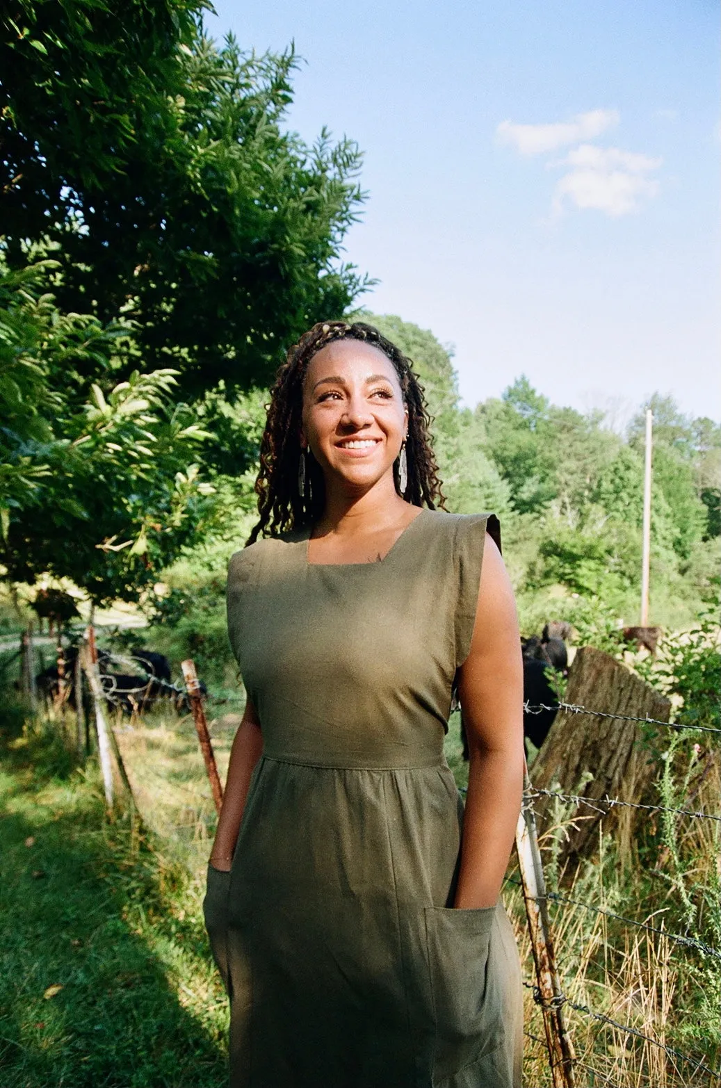 Floral-Pattern Easy Drape Ivy Dress in Olive Linen