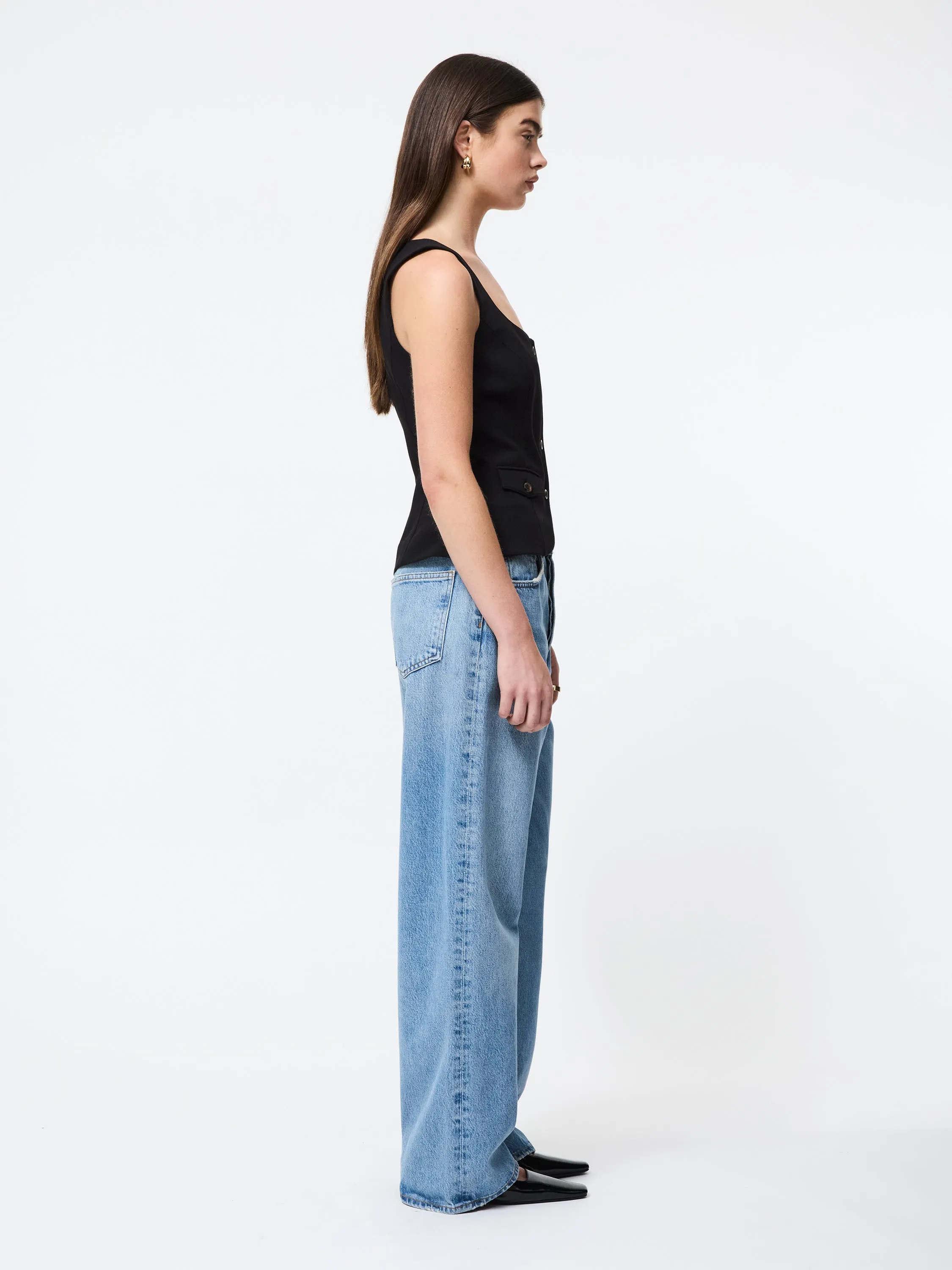 Azra Twill Two Pocket Top WideNeckOpening Bonded Hemline