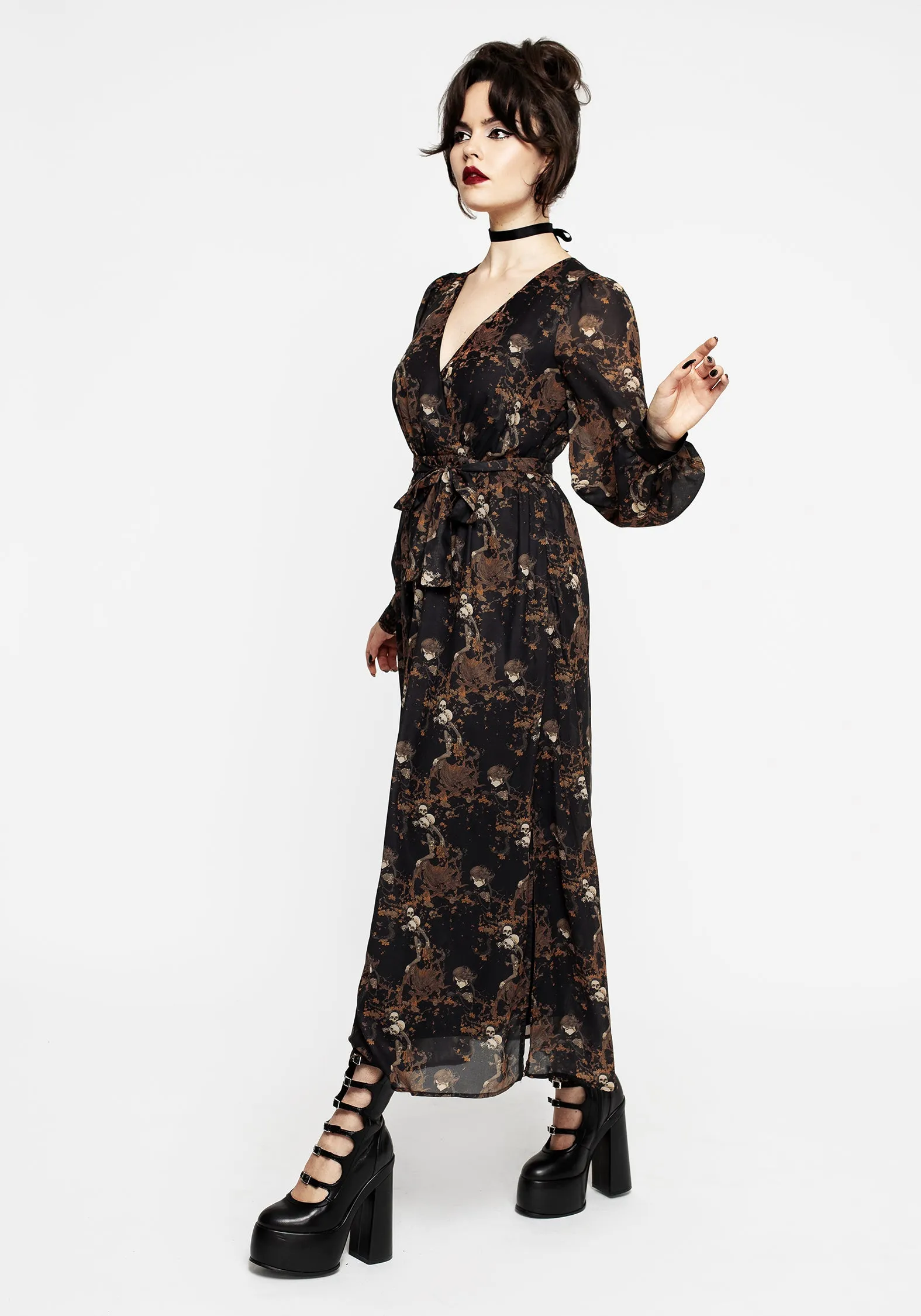 Sleek and Sleek Soft Material Underworld Chiffon Gathered Maxi Dress