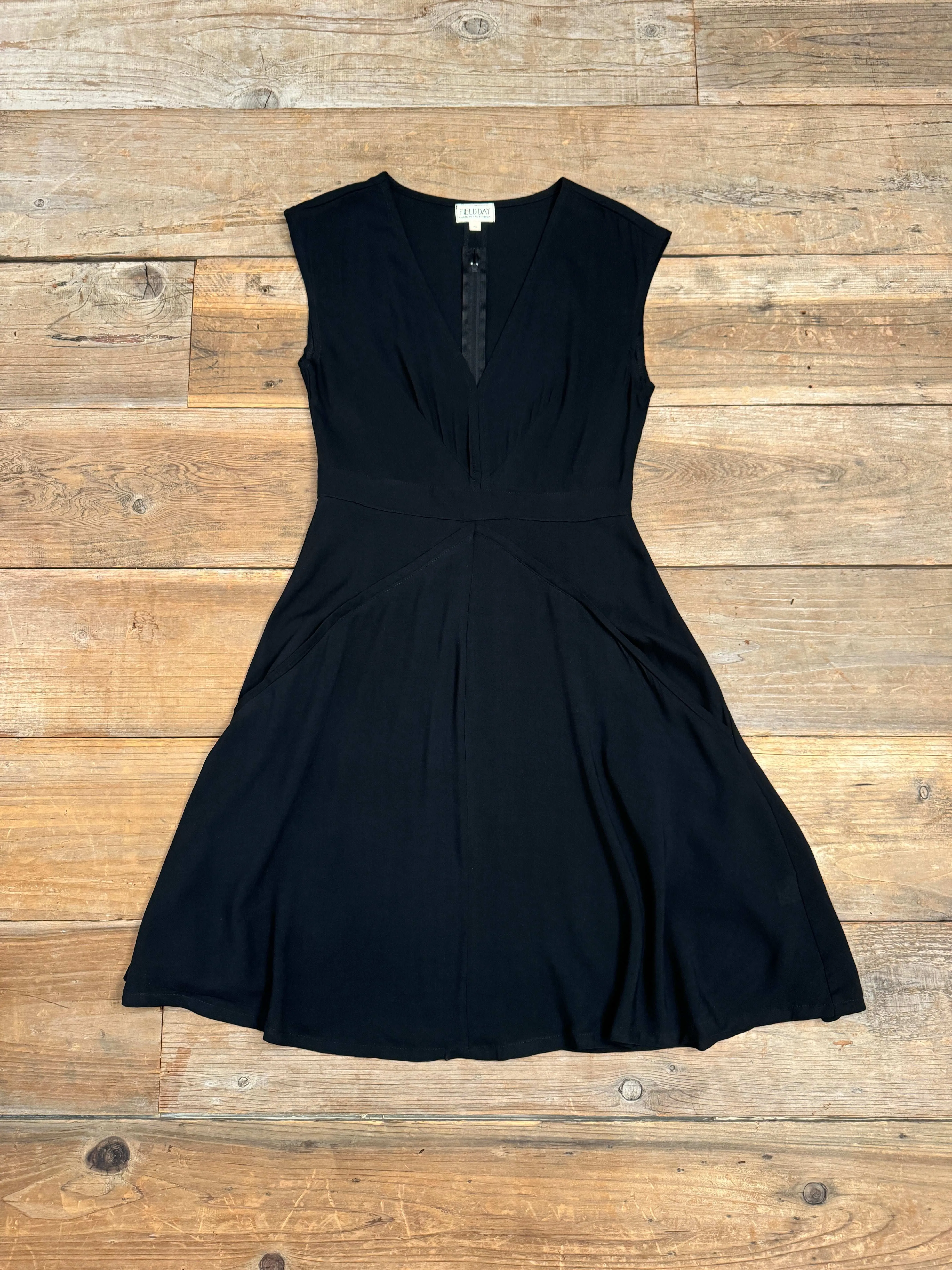 Stay Cool Spicy Xena 2.0 in Black Challis