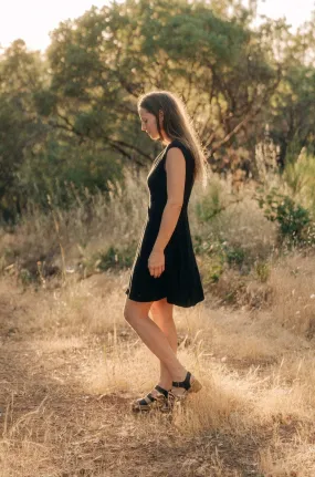 Spicy Xena 2.0 in Black Challis Button-front Layered Look