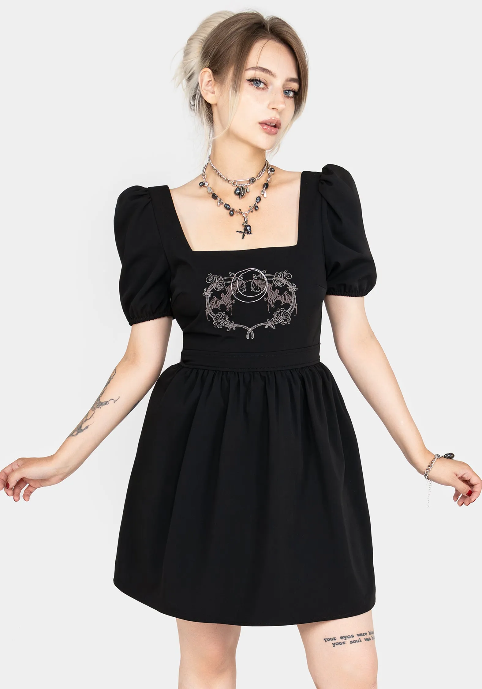 Roll Up Sleeve Adaptation Vampyrum Bat Embroidered Puff Sleeve Mini Dress