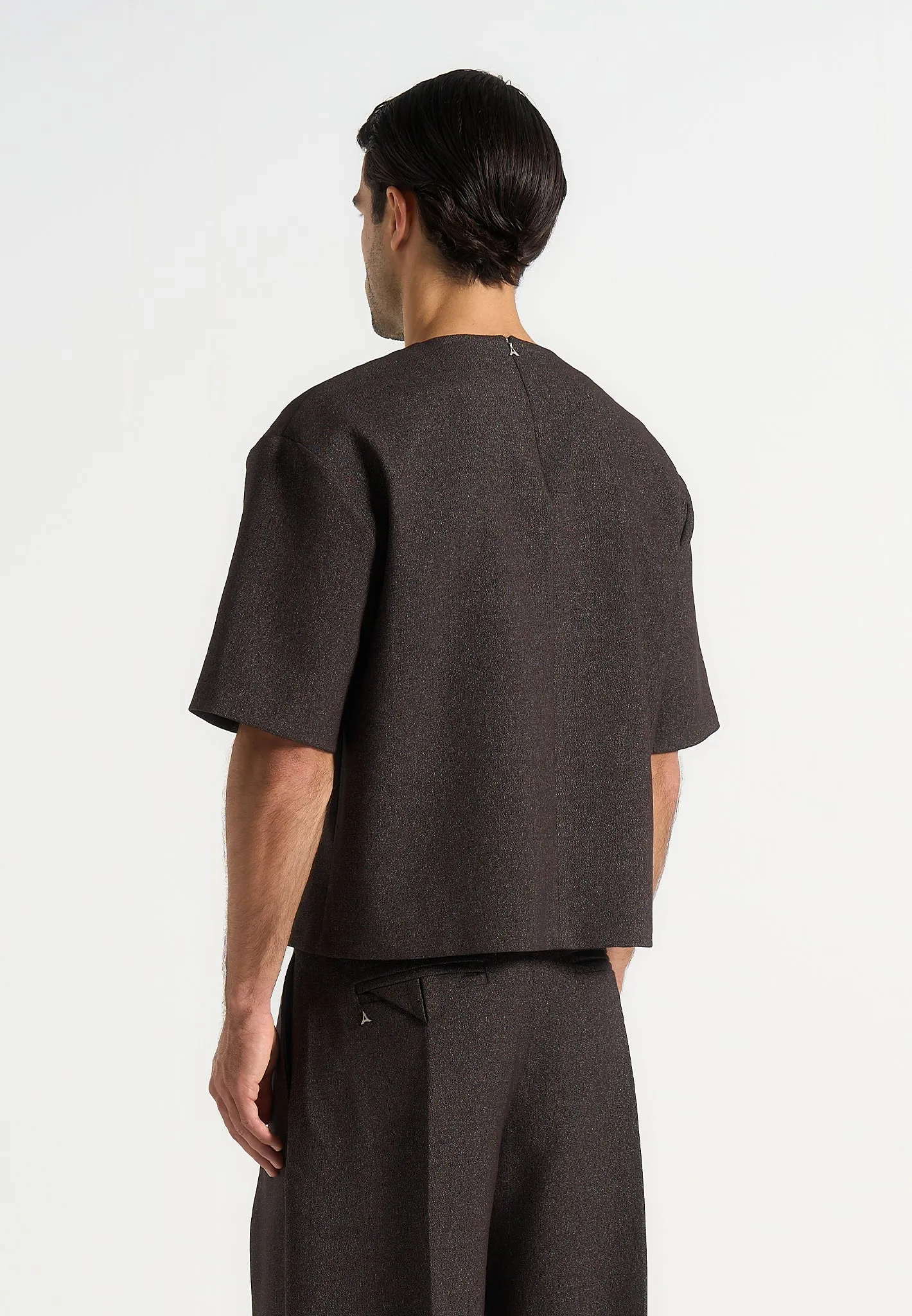 L??on - Boxy Cropped Hatched T-Shirt - Dark Brown Tagless label