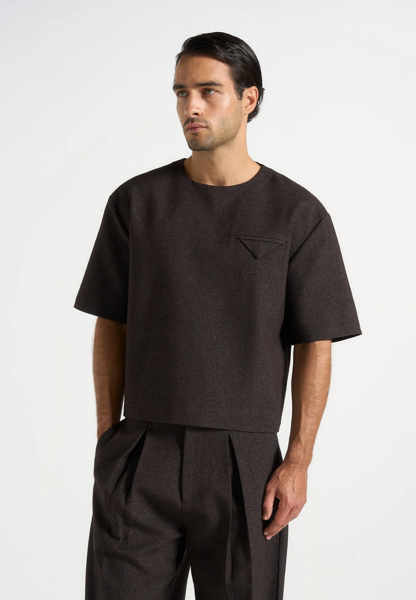 L??on - Boxy Cropped Hatched T-Shirt - Dark Brown Quick-Dry